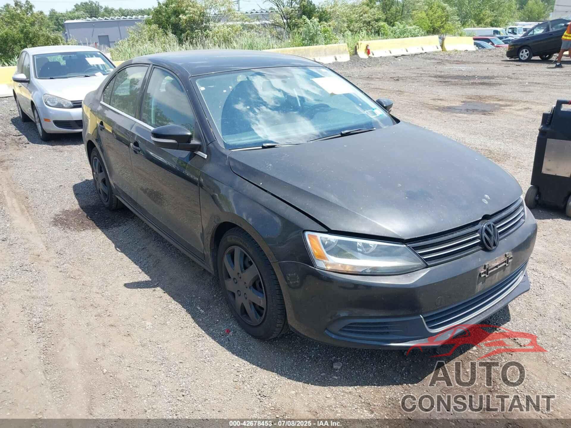 VOLKSWAGEN JETTA 2013 - 3VWDX7AJXDM432320