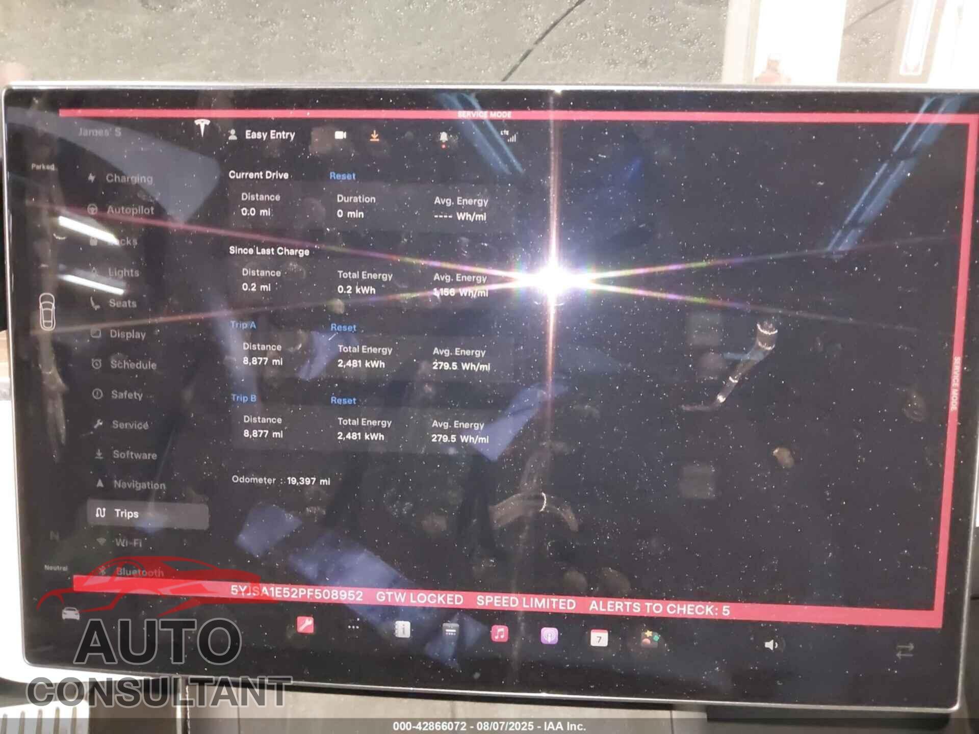 TESLA MODEL S 2023 - 5YJSA1E52PF508952