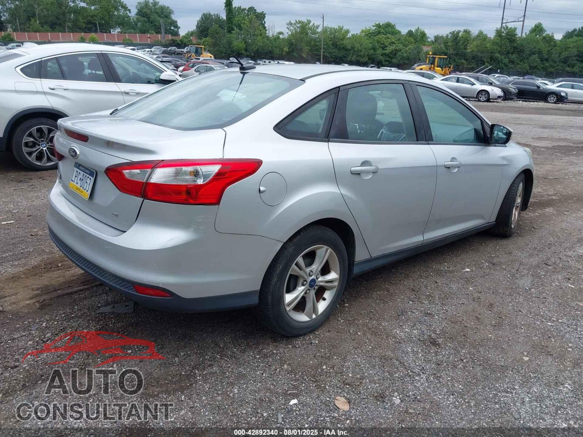 FORD FOCUS 2014 - 1FADP3F22EL244431