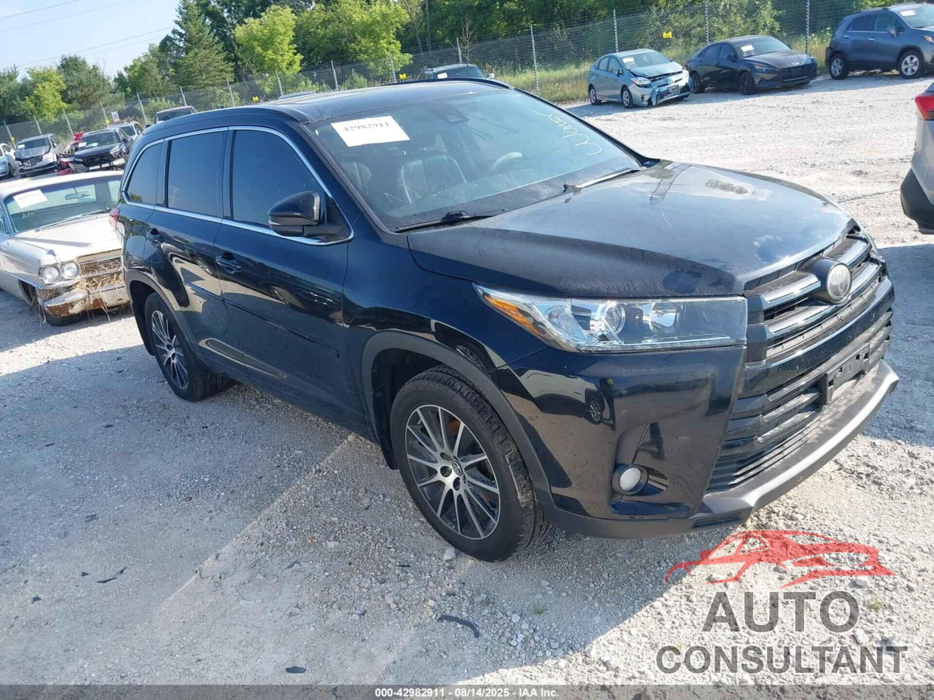 TOYOTA HIGHLANDER 2018 - 5TDJZRFH0JS893717