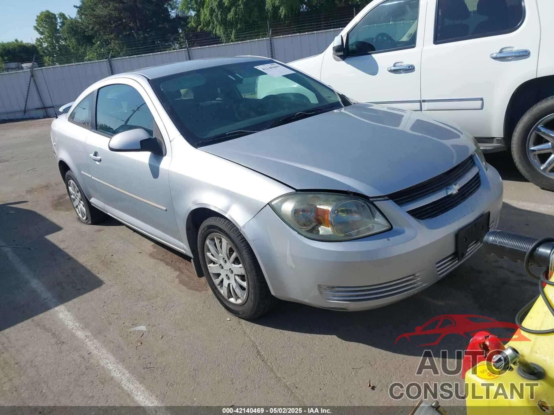 CHEVROLET COBALT 2010 - 1G1AD1F51A7120733