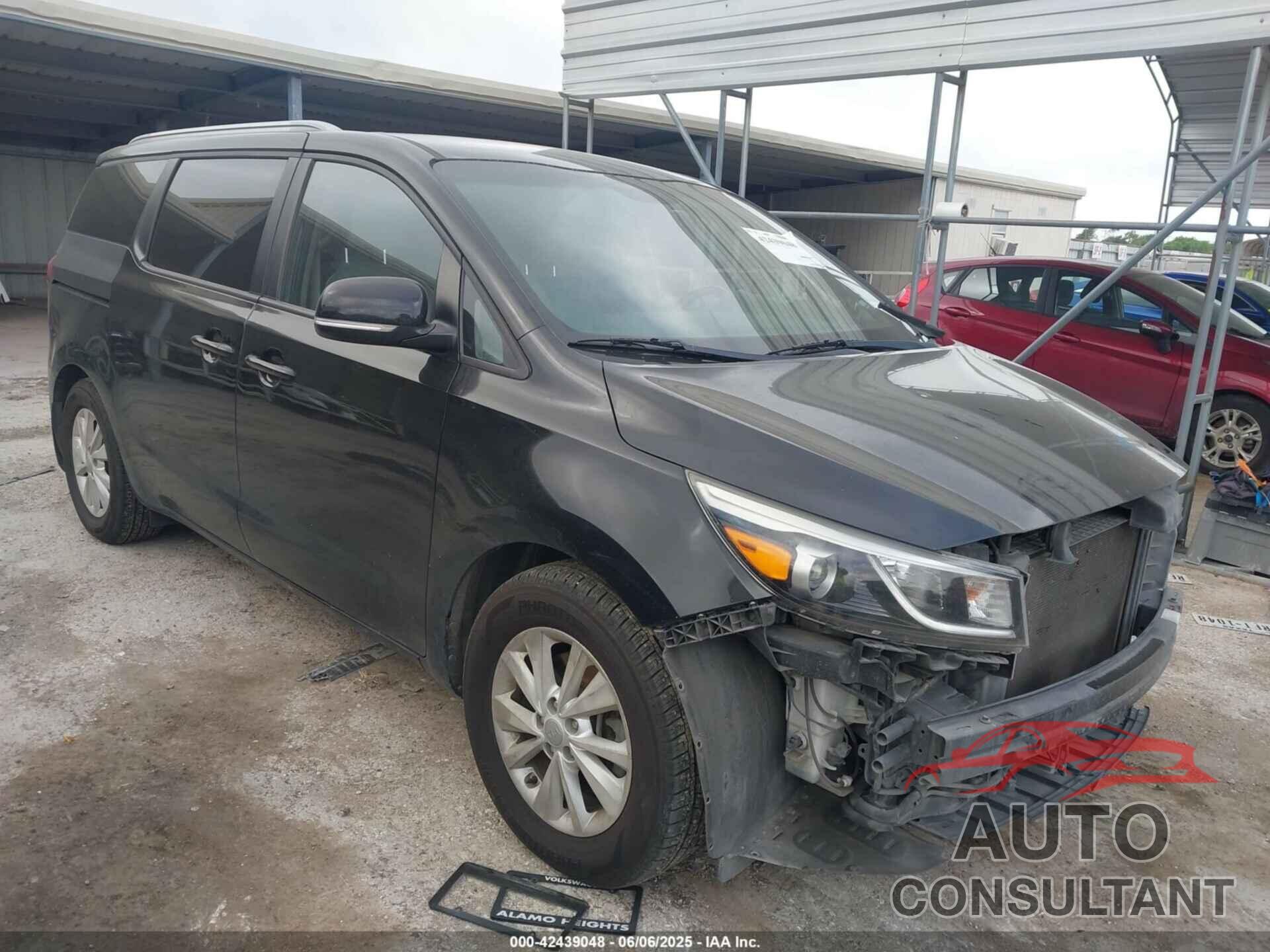 KIA SEDONA 2016 - KNDMB5C16G6213278