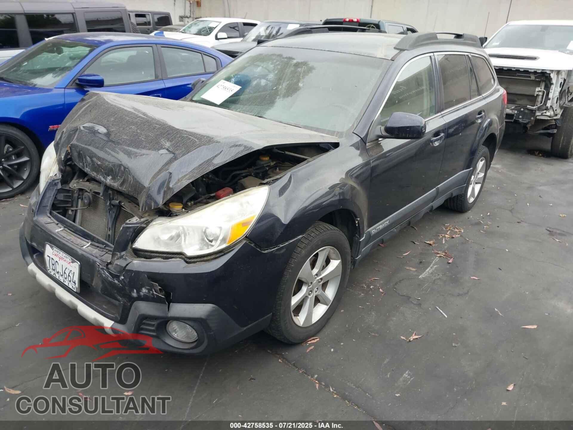 SUBARU OUTBACK 2013 - 4S4BRBLC3D3318940