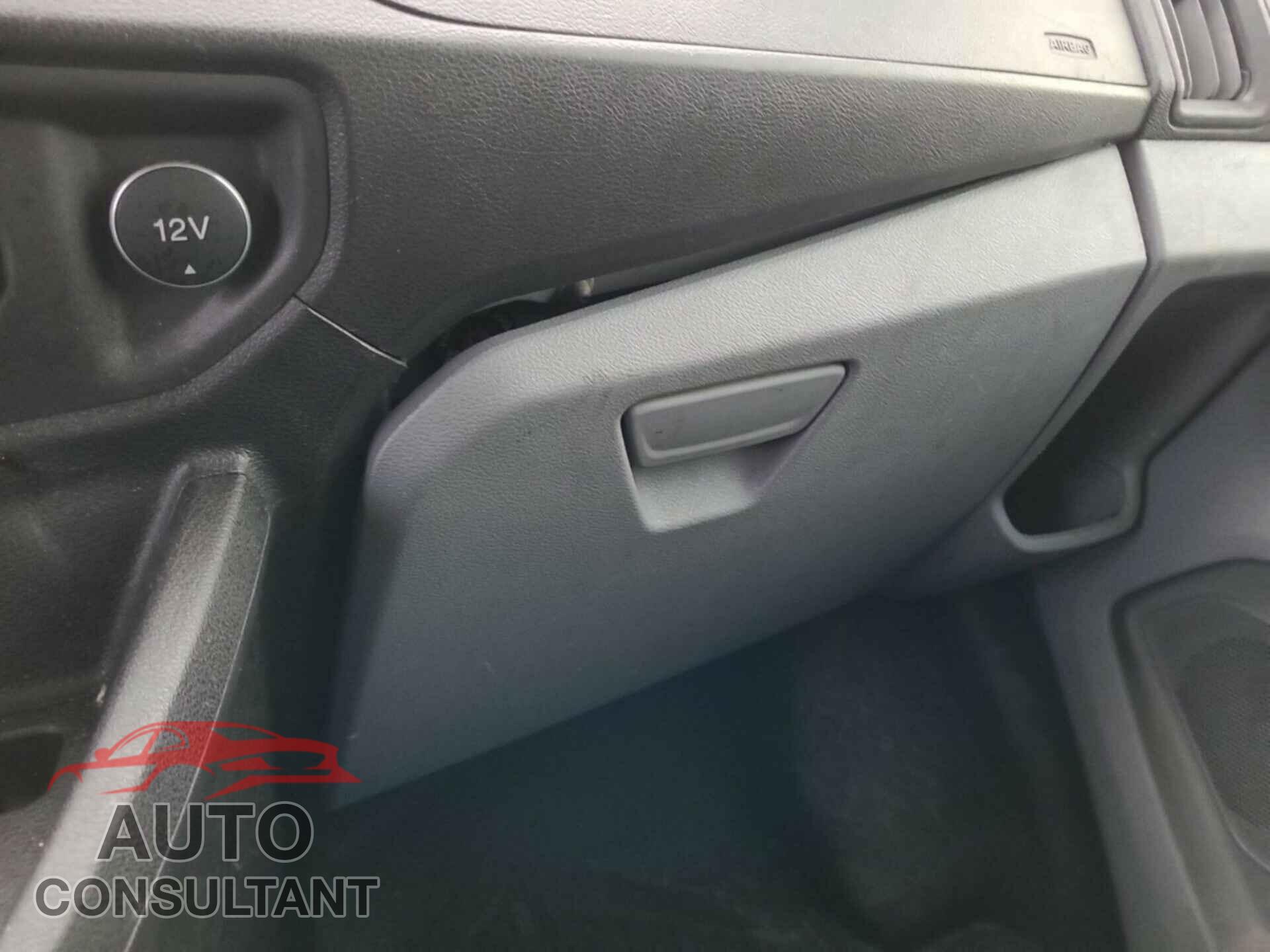FORD TRANSIT 2017 - 1FTBW2YM4HKB04856