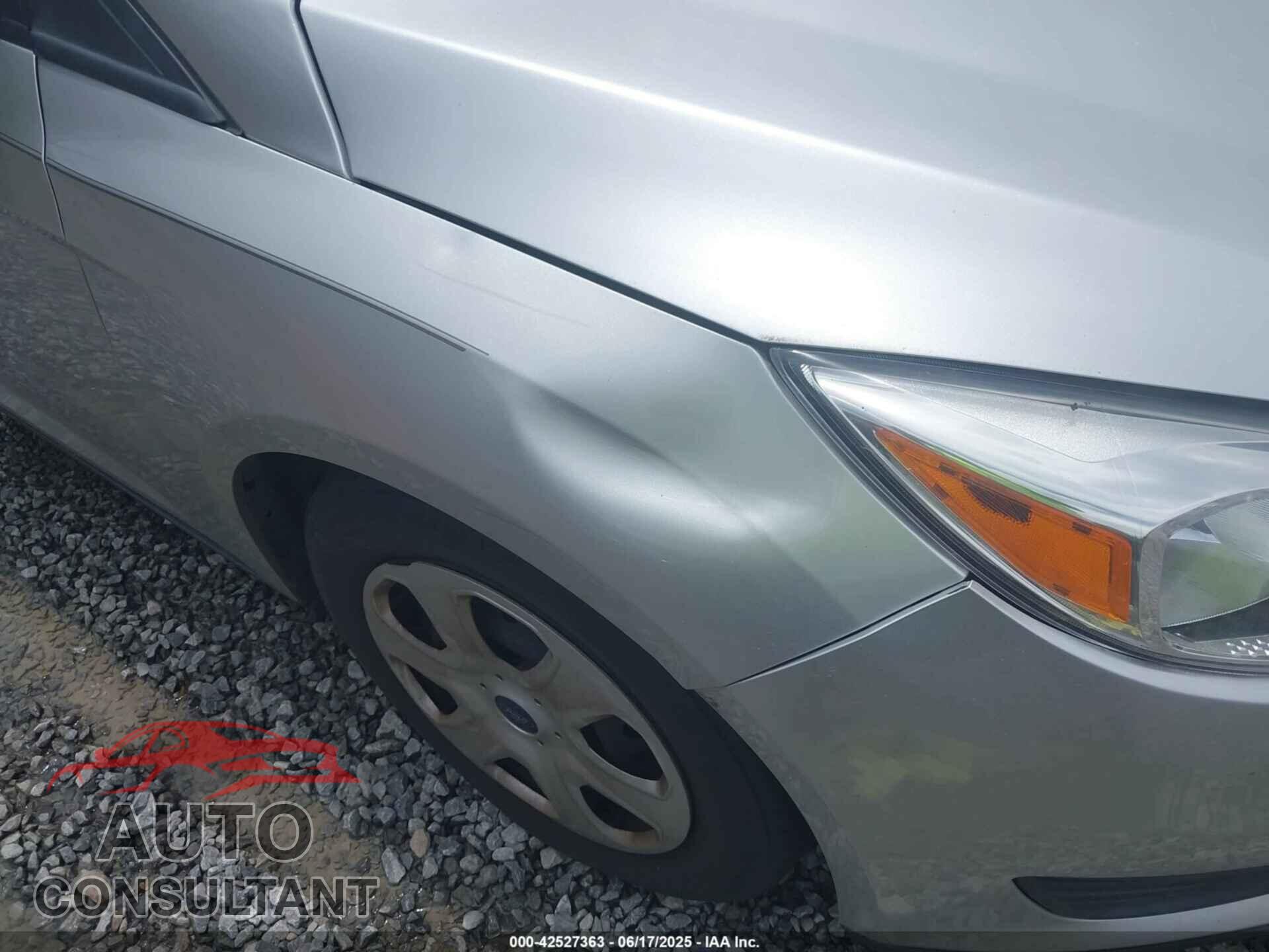 FORD FOCUS 2016 - 1FADP3E2XGL345754