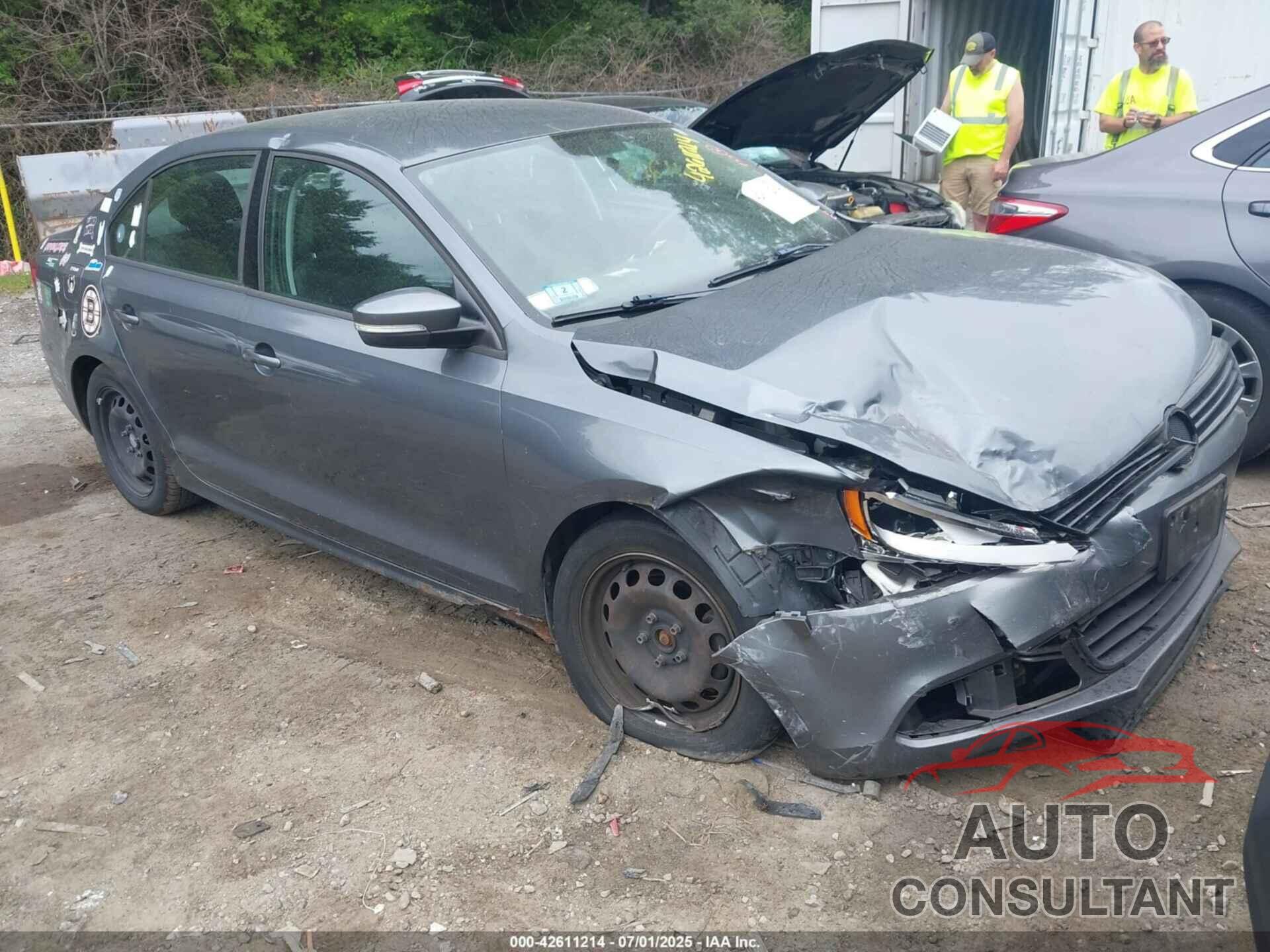 VOLKSWAGEN JETTA 2011 - 3VWDZ7AJ9BM346231