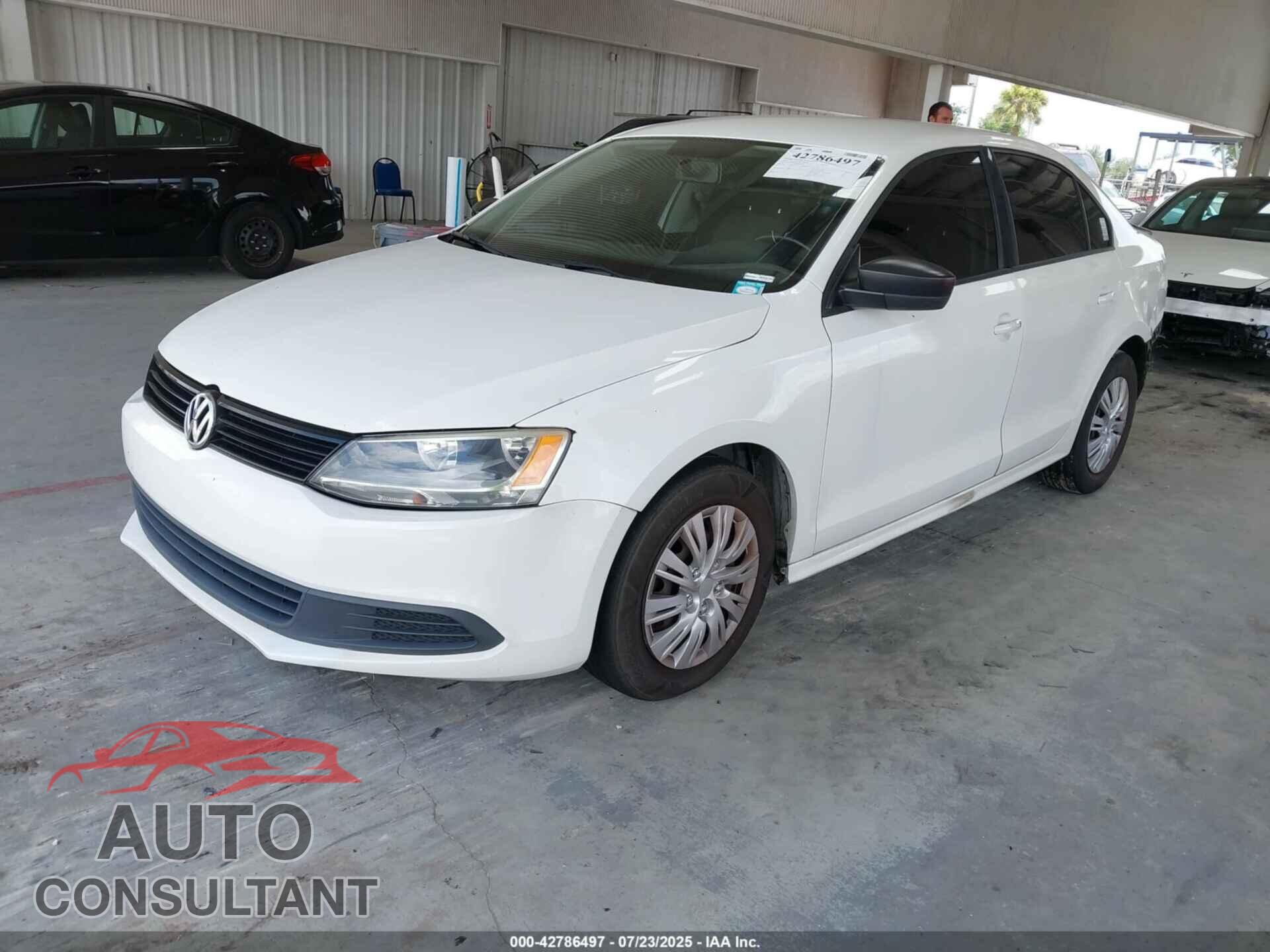 VOLKSWAGEN JETTA 2013 - 3VW2K7AJ0DM240104
