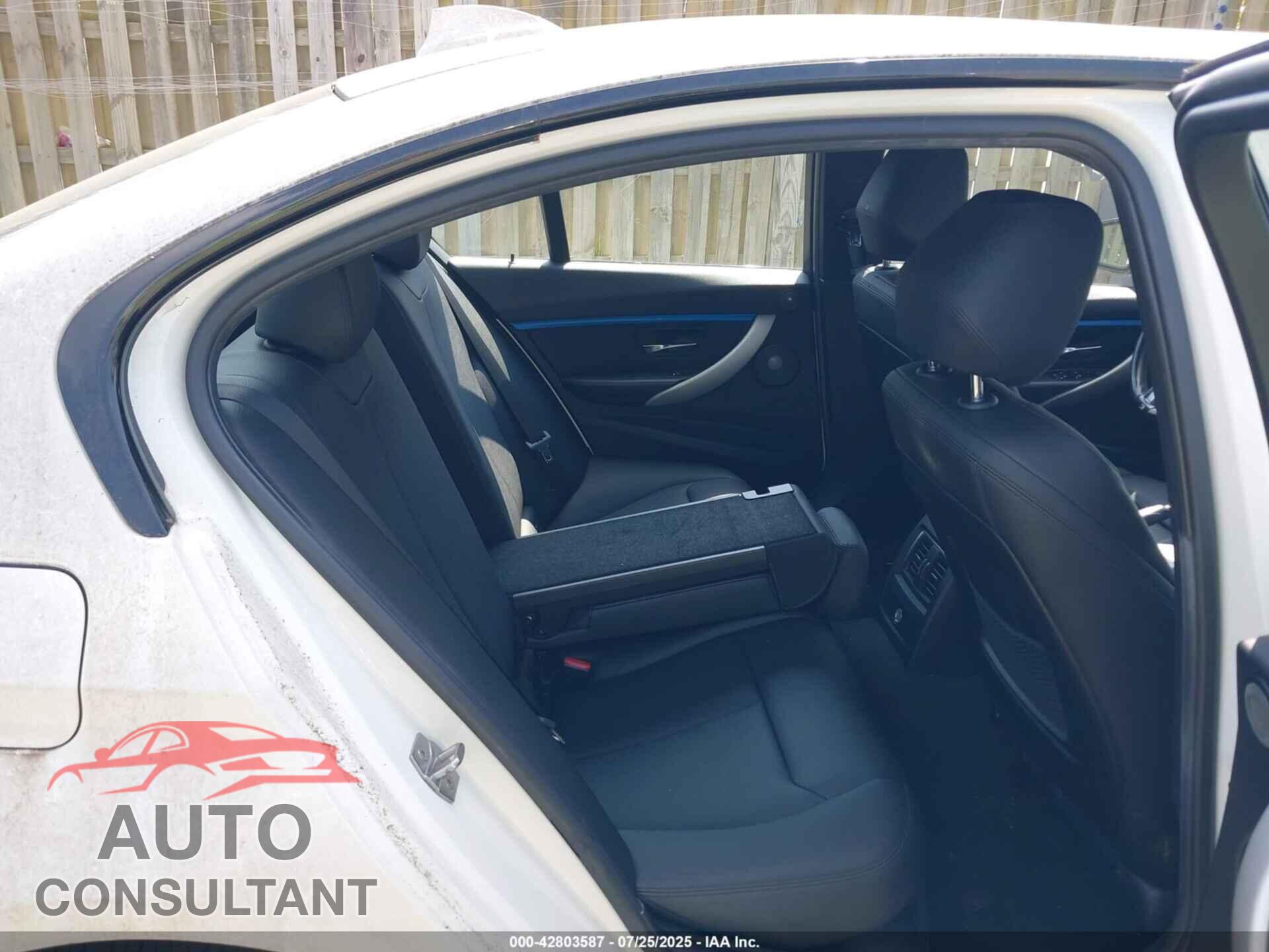 BMW 328I 2016 - WBA8E9G57GNU28507