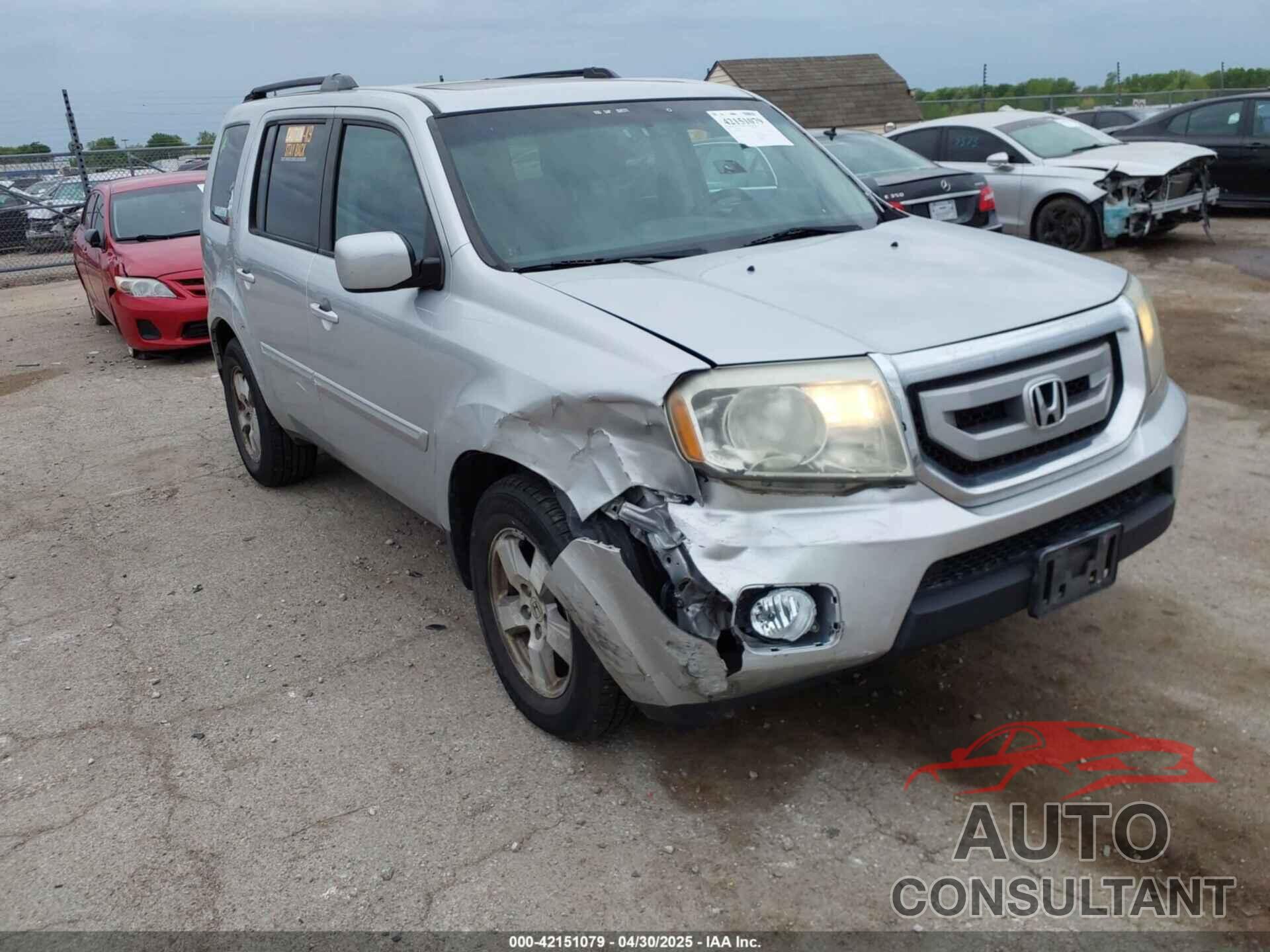 HONDA PILOT 2011 - 5FNYF4H63BB079718