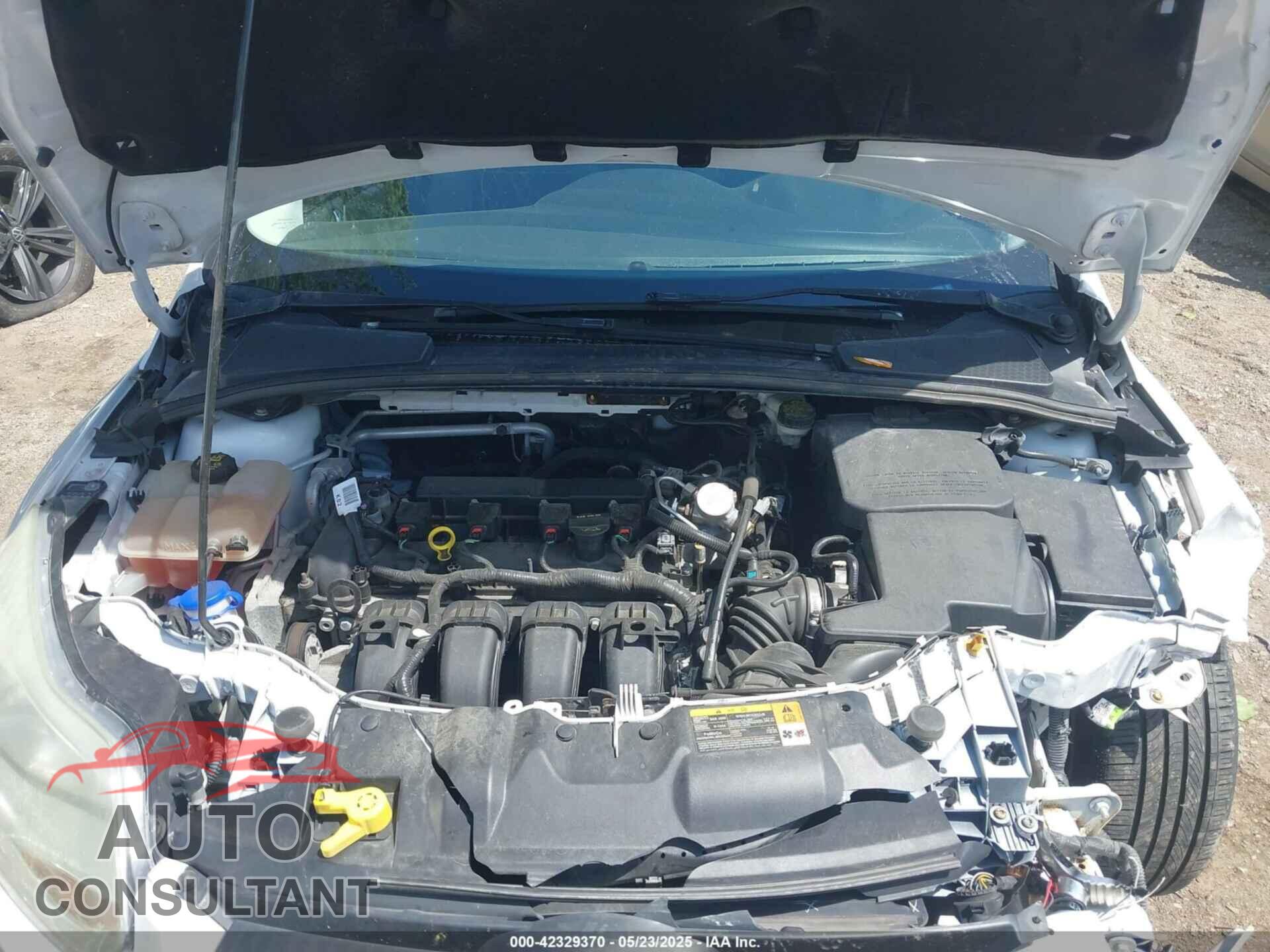 FORD FOCUS 2014 - 1FADP3F27EL128559