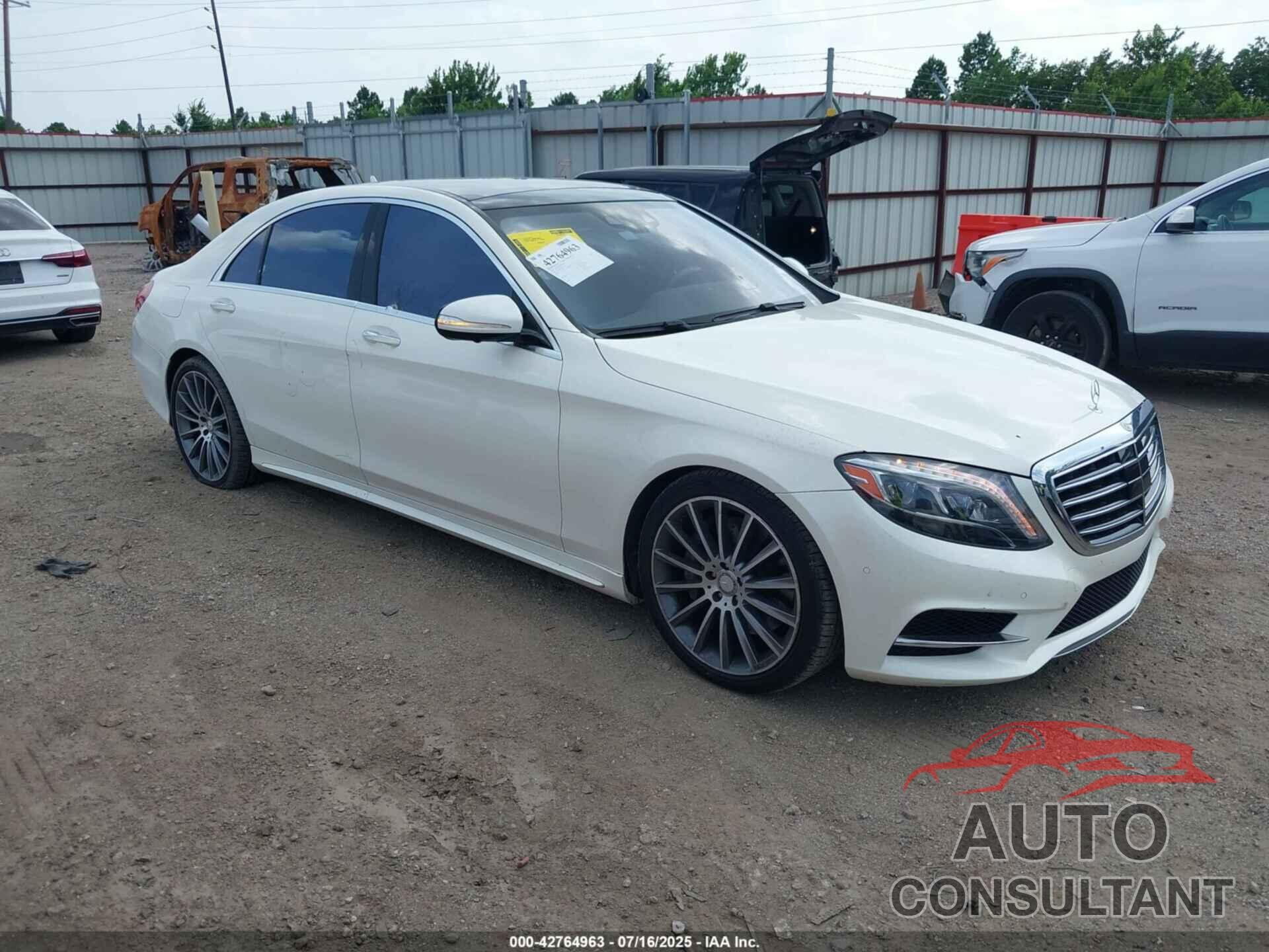 MERCEDES-BENZ S 550 2015 - WDDUG8CB0FA092695