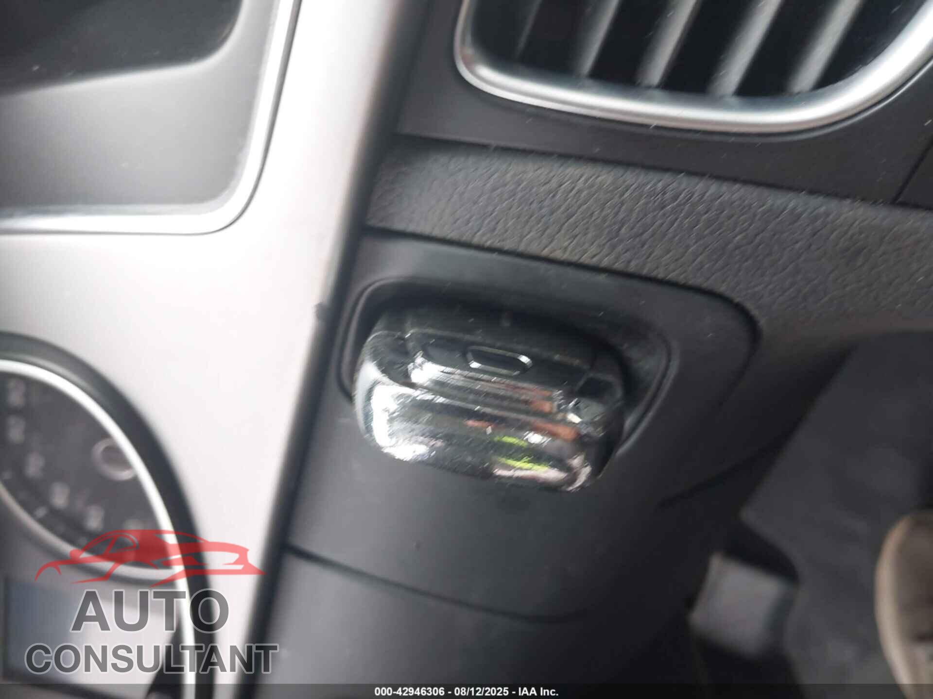 AUDI A4 2013 - WAUBFAFL1DN048515