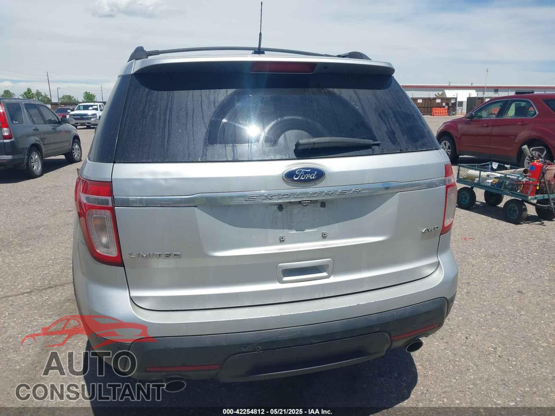 FORD EXPLORER 2013 - 1FM5K8F86DGA89285