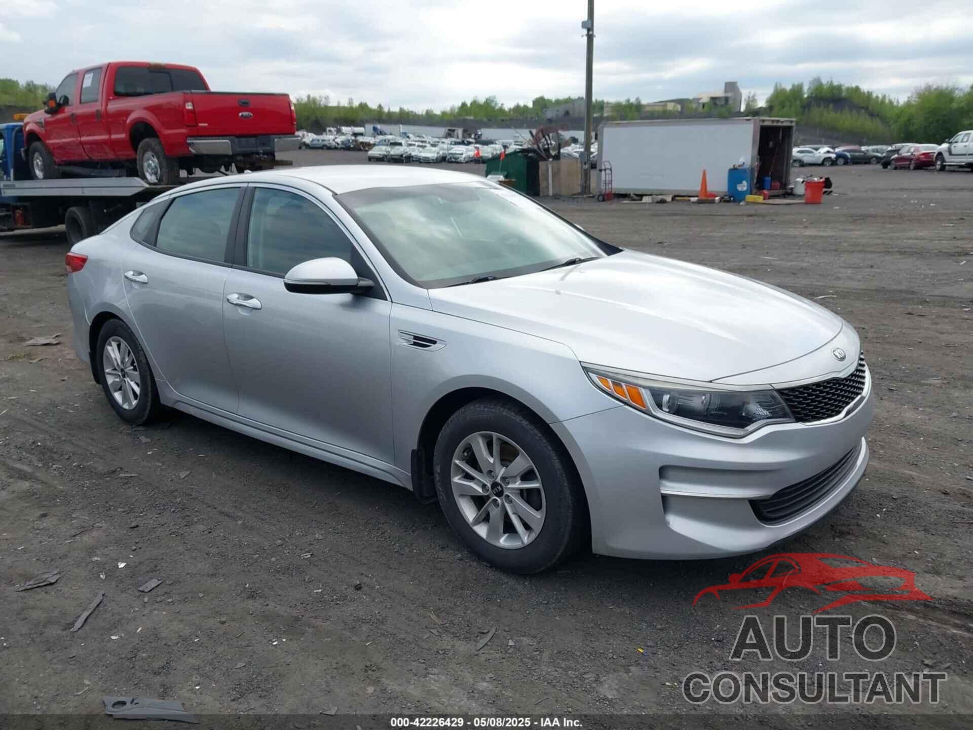 KIA OPTIMA 2017 - 5XXGT4L31HG175807