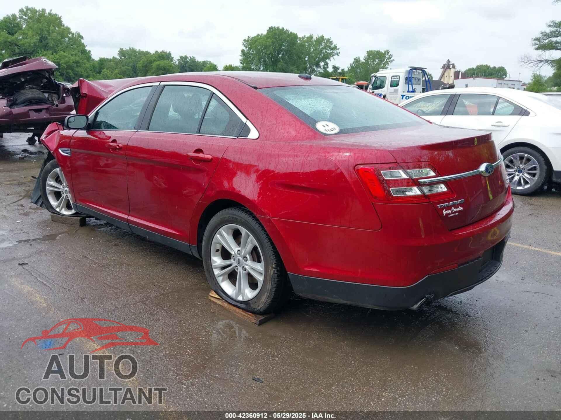 FORD TAURUS 2015 - 1FAHP2E86FG207488