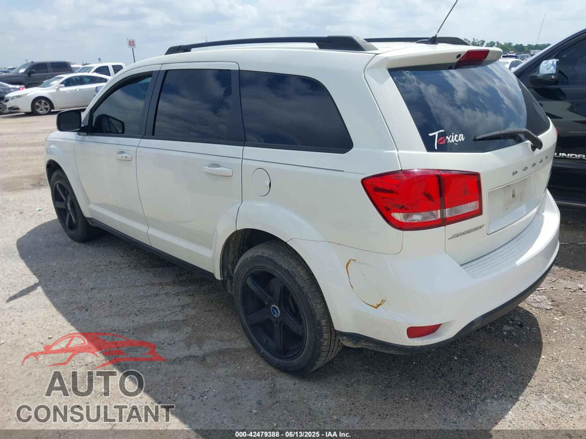 DODGE JOURNEY 2015 - 3C4PDCBB9FT700615