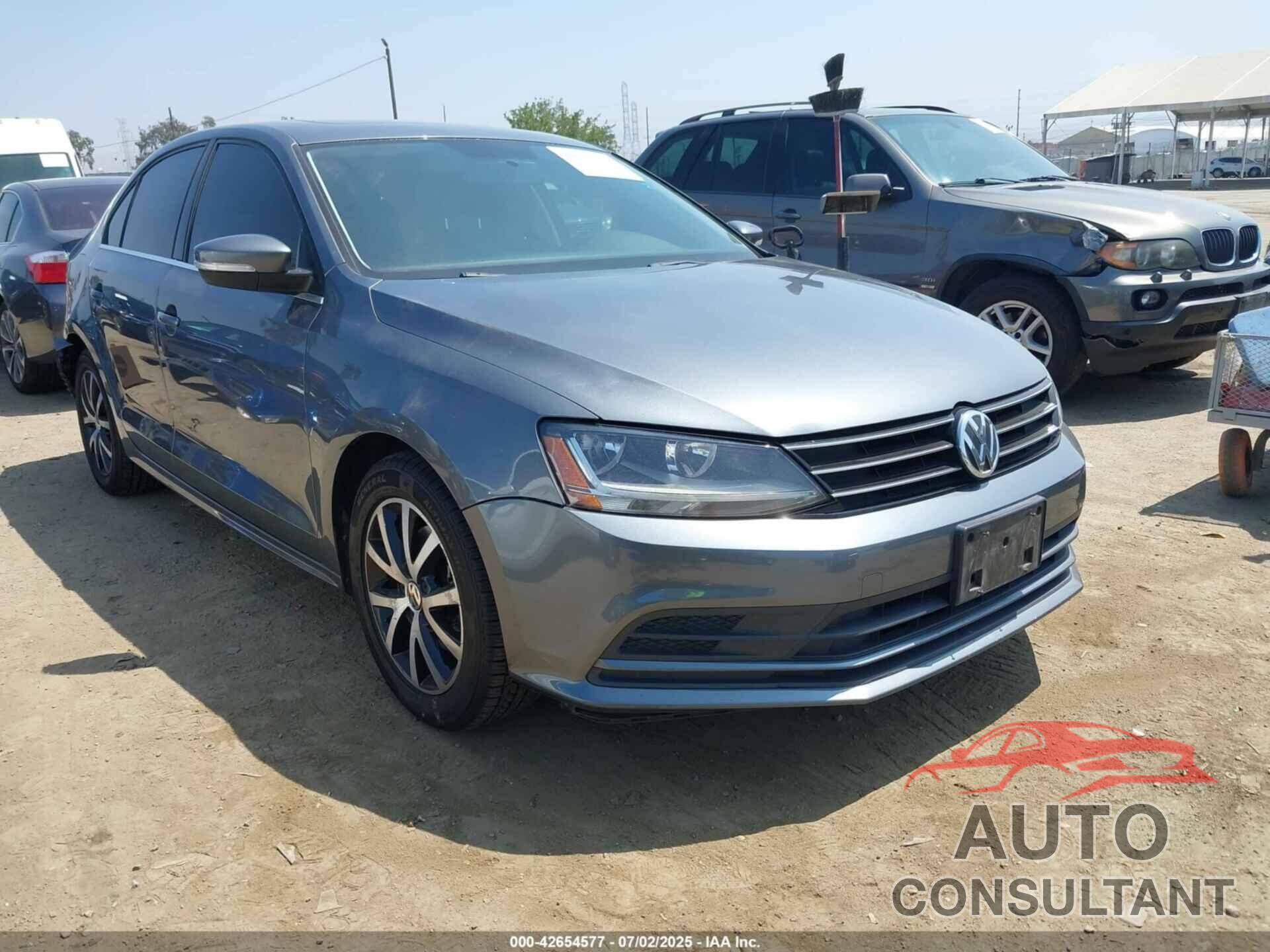 VOLKSWAGEN JETTA 2017 - 3VWB67AJ4HM347652