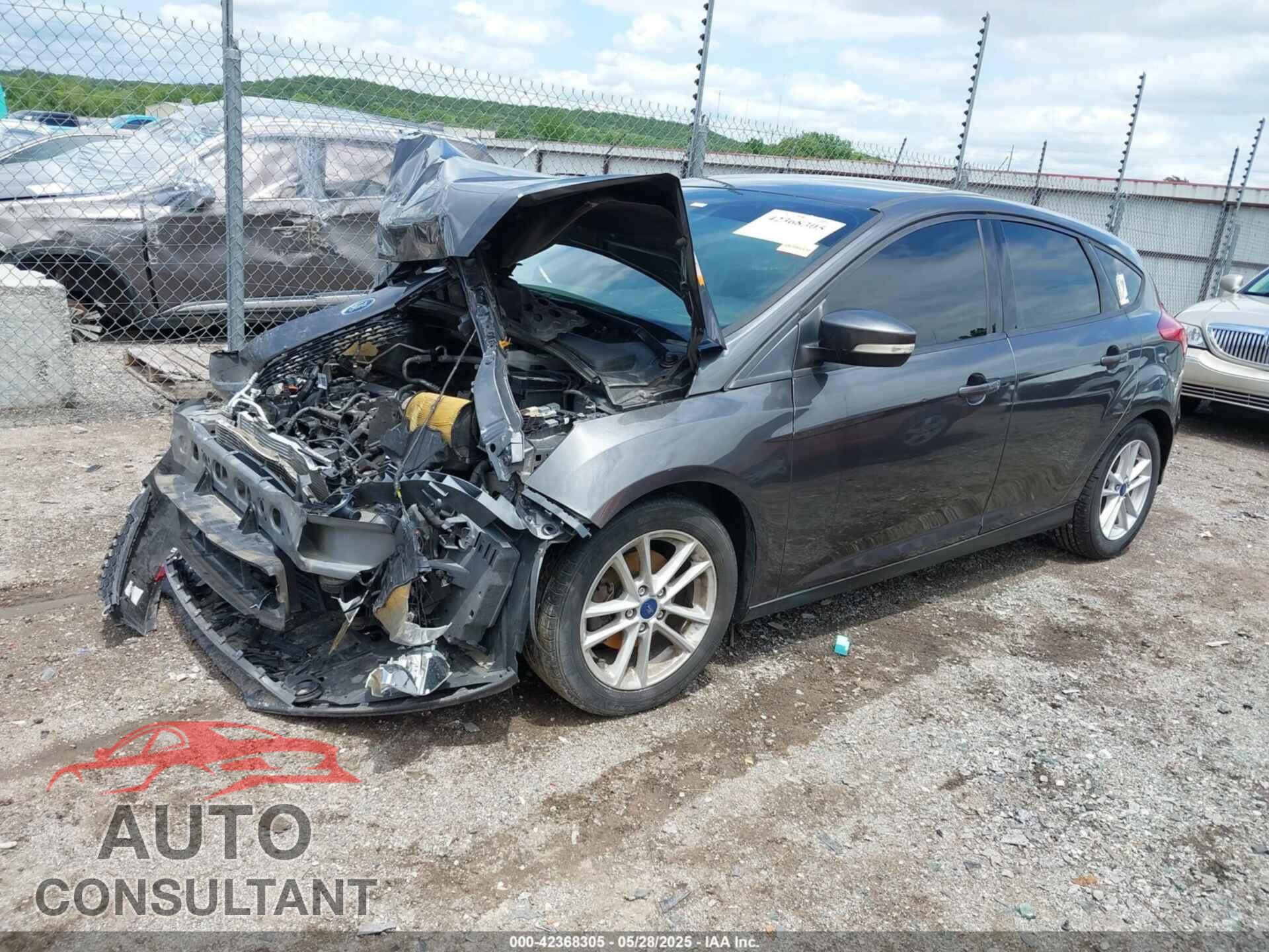 FORD FOCUS 2017 - 1FADP3K20HL325017