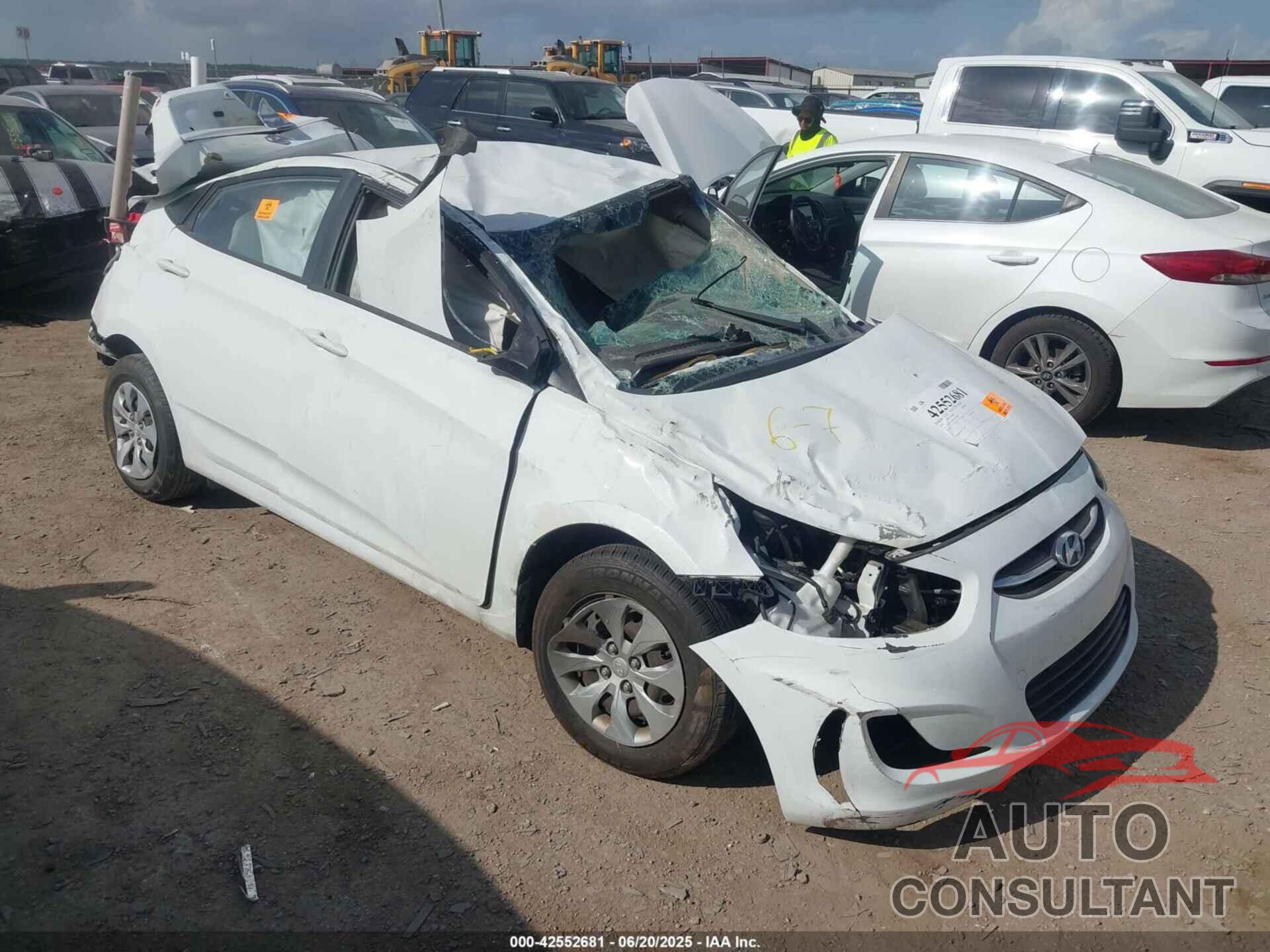 HYUNDAI ACCENT 2016 - KMHCT4AE8GU976080