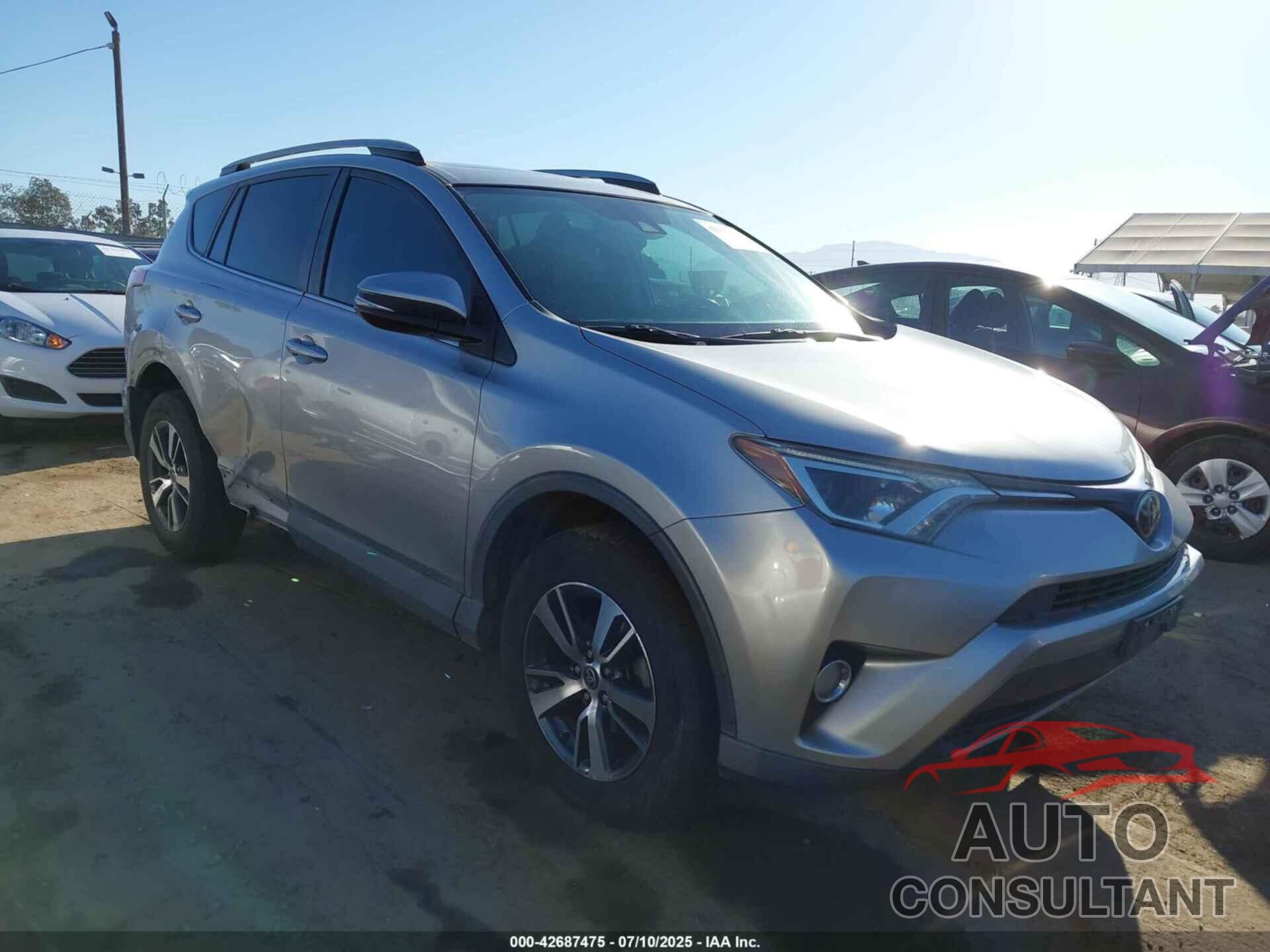TOYOTA RAV4 2018 - 2T3WFREV8JW474230
