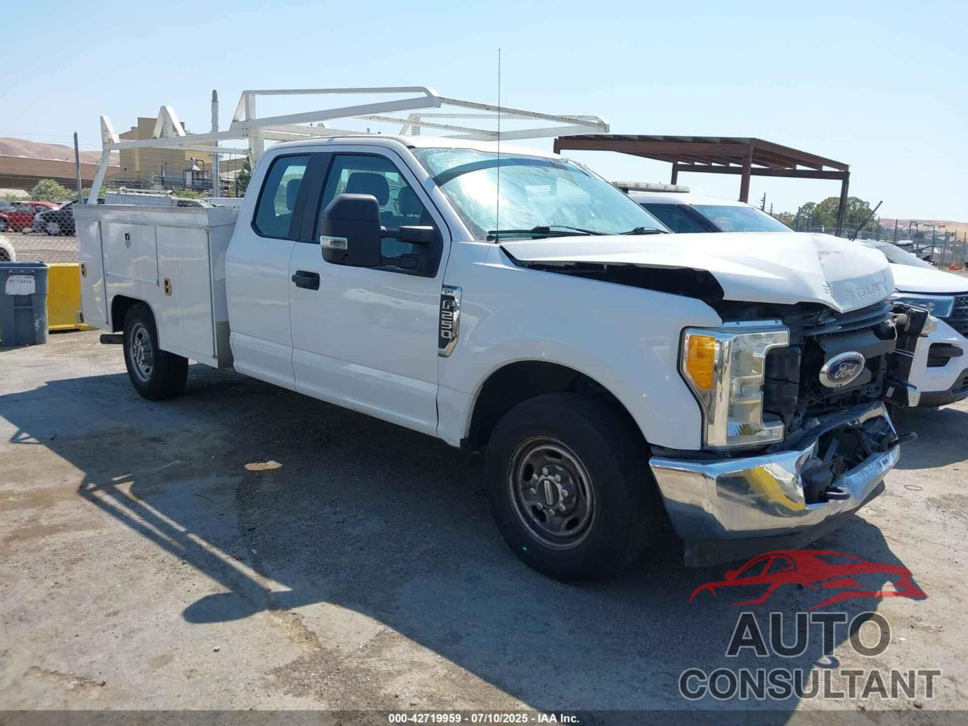 FORD F-250 2017 - 1FD7X2A66HEC11612