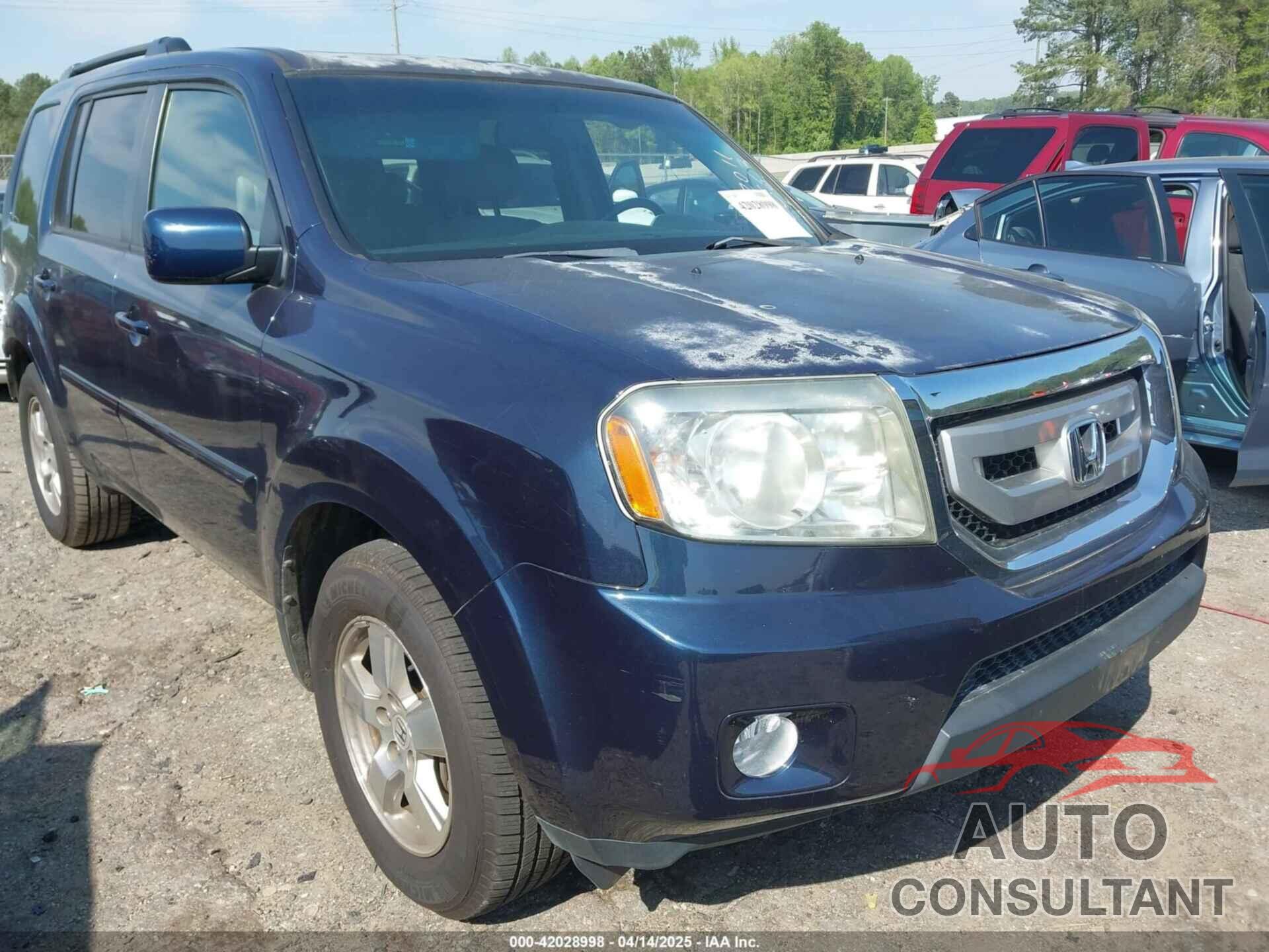 HONDA PILOT 2011 - 5FNYF4H53BB100669