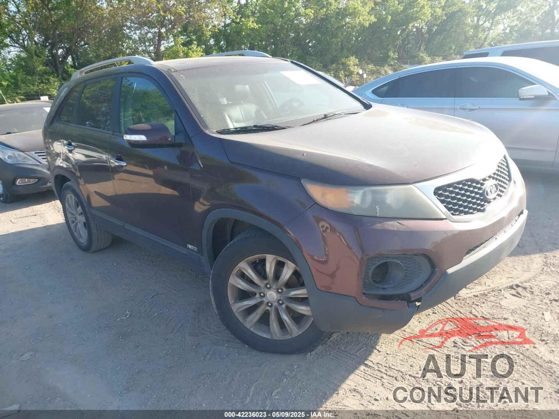 KIA SORENTO 2011 - 5XYKUDA26BG059278