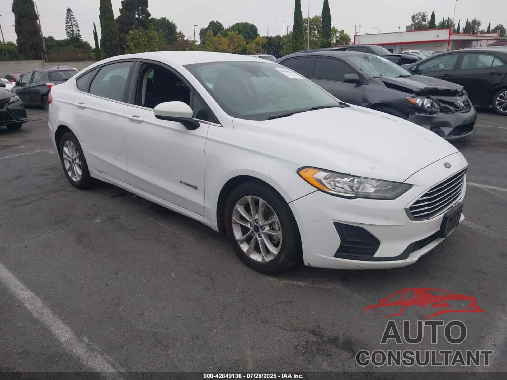 FORD FUSION HYBRID 2019 - 3FA6P0LU1KR205310