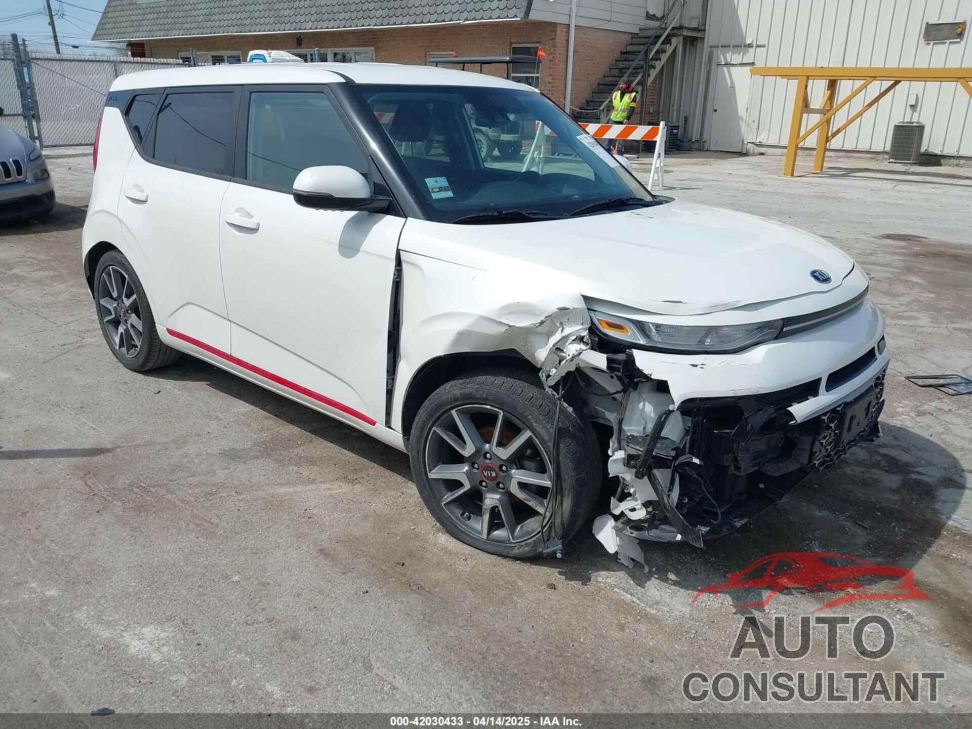KIA SOUL 2020 - KNDJ63AU7L7732806