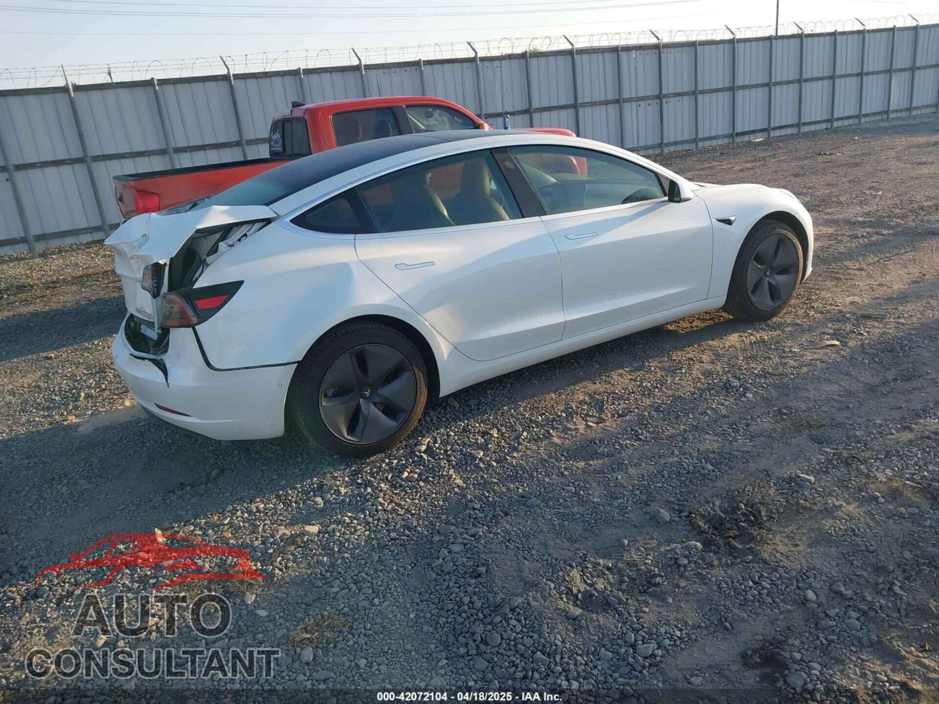 TESLA MODEL 3 2019 - 5YJ3E1EA8KF464681