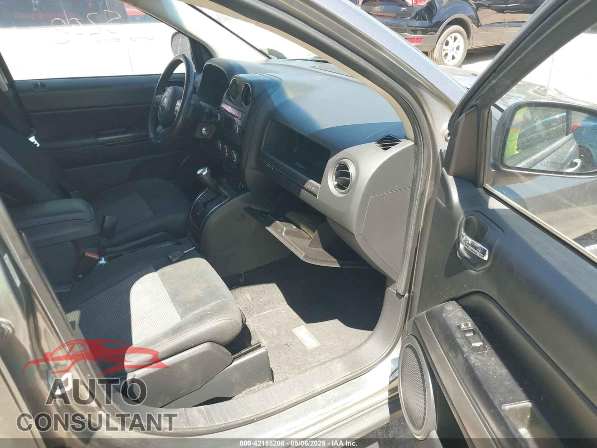 JEEP COMPASS 2012 - 1C4NJDEB3CD675701