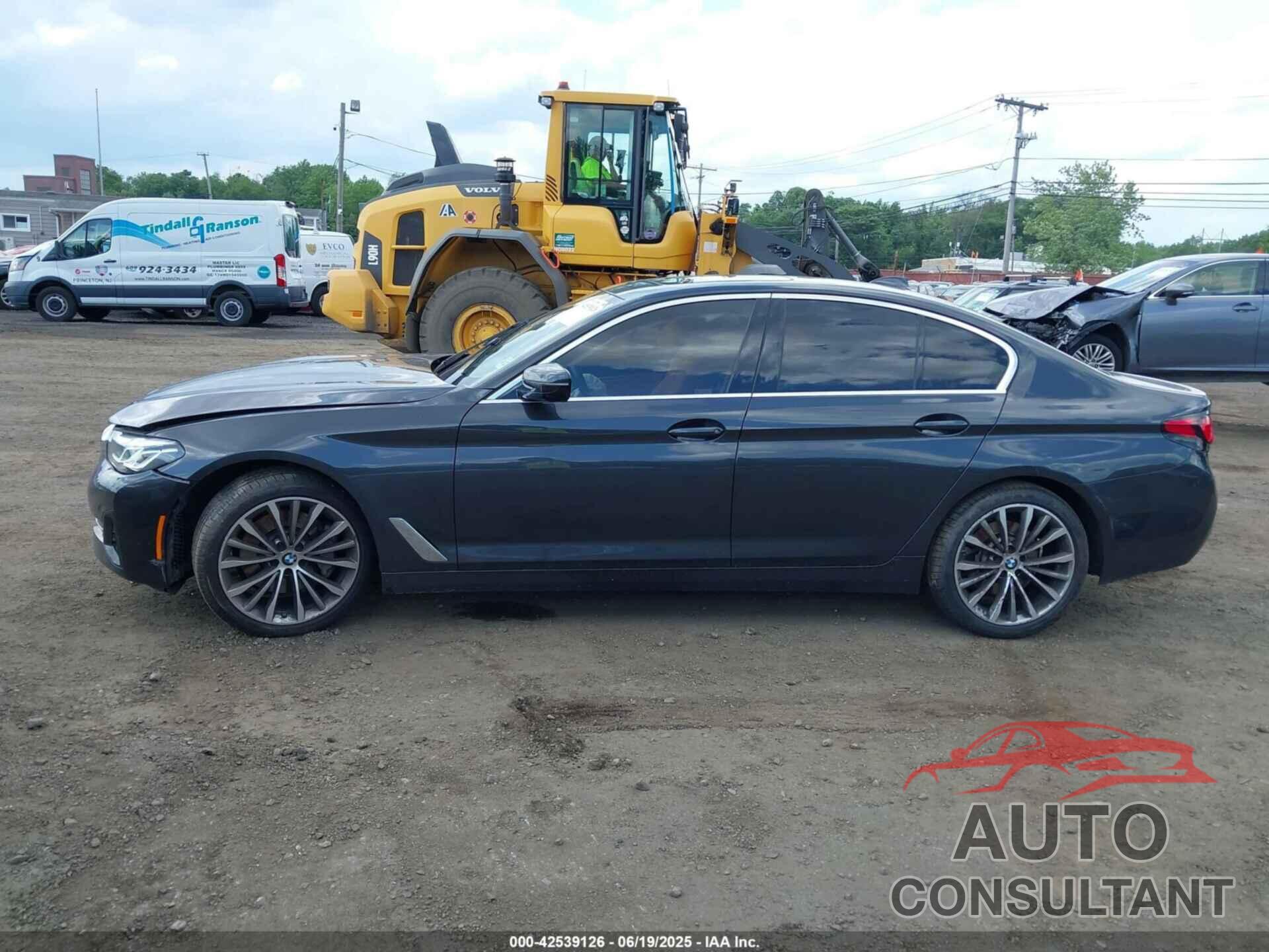 BMW 5 SERIES 2023 - WBA13BJ07PCL27152