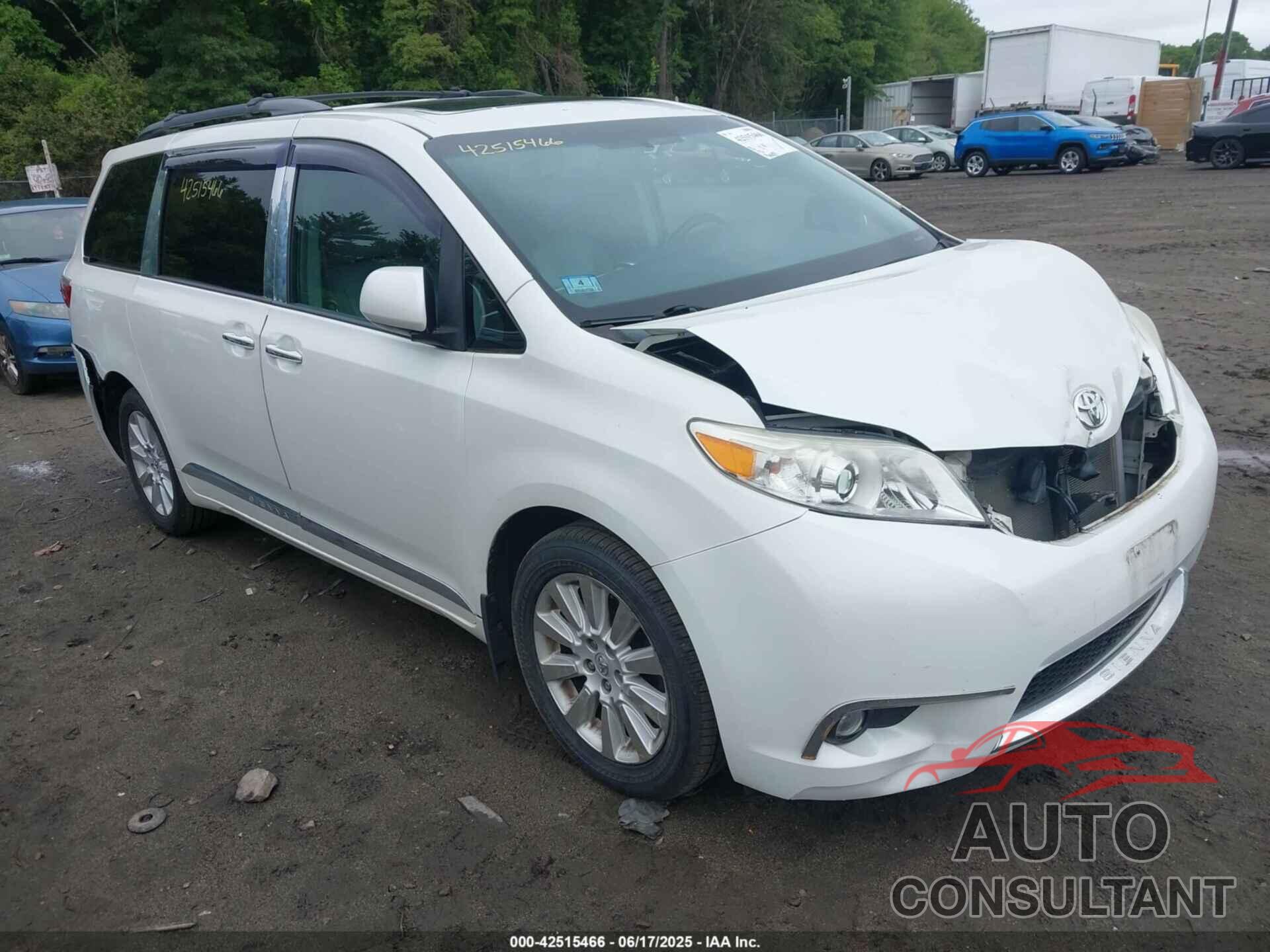 TOYOTA SIENNA 2015 - 5TDDK3DCXFS103594