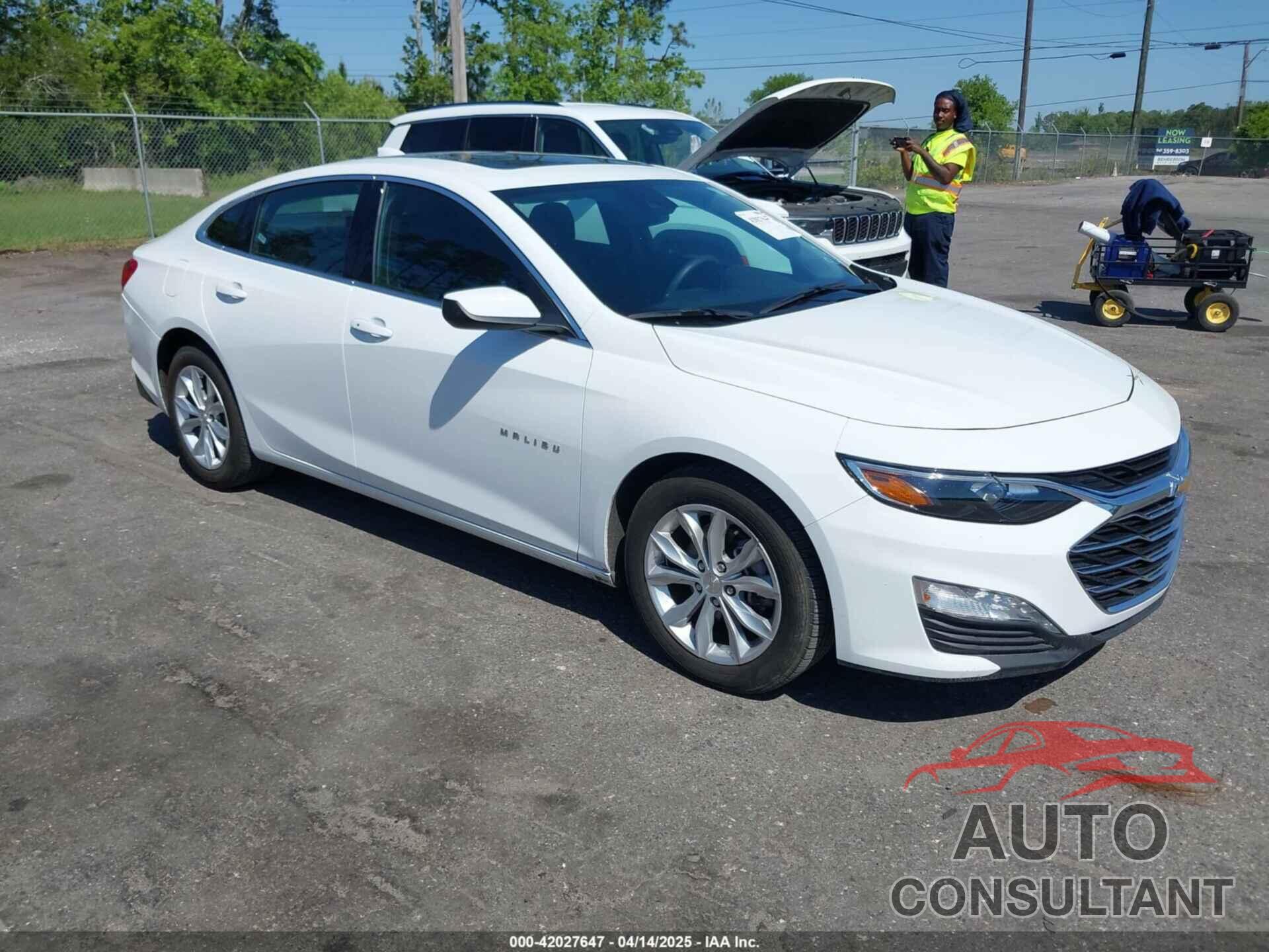 CHEVROLET MALIBU 2024 - 1G1ZD5ST4RF148641