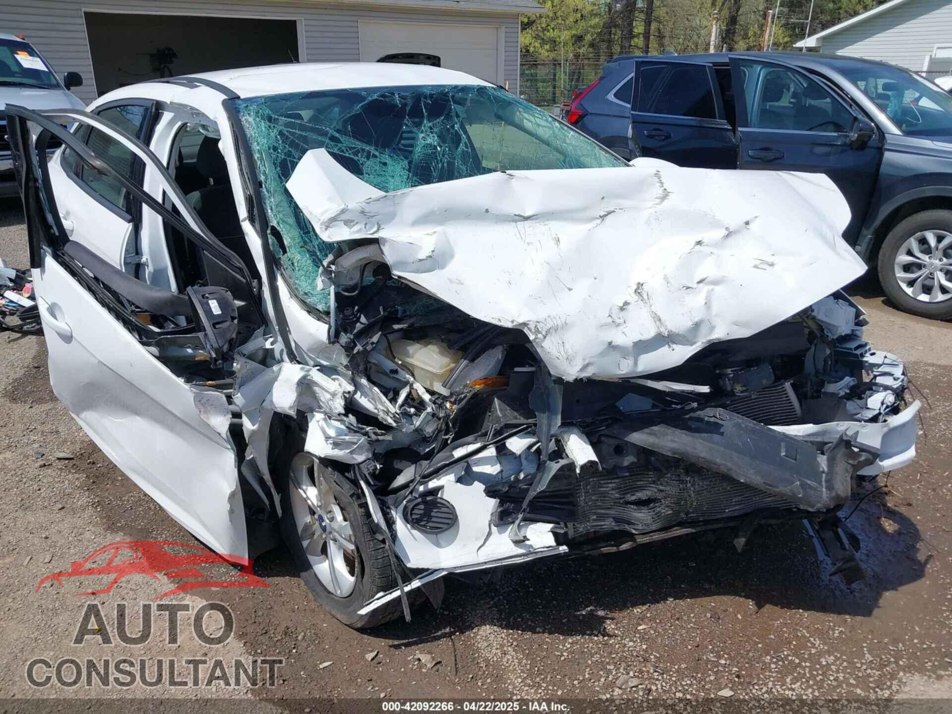 FORD FOCUS 2014 - 1FADP3F27EL334528