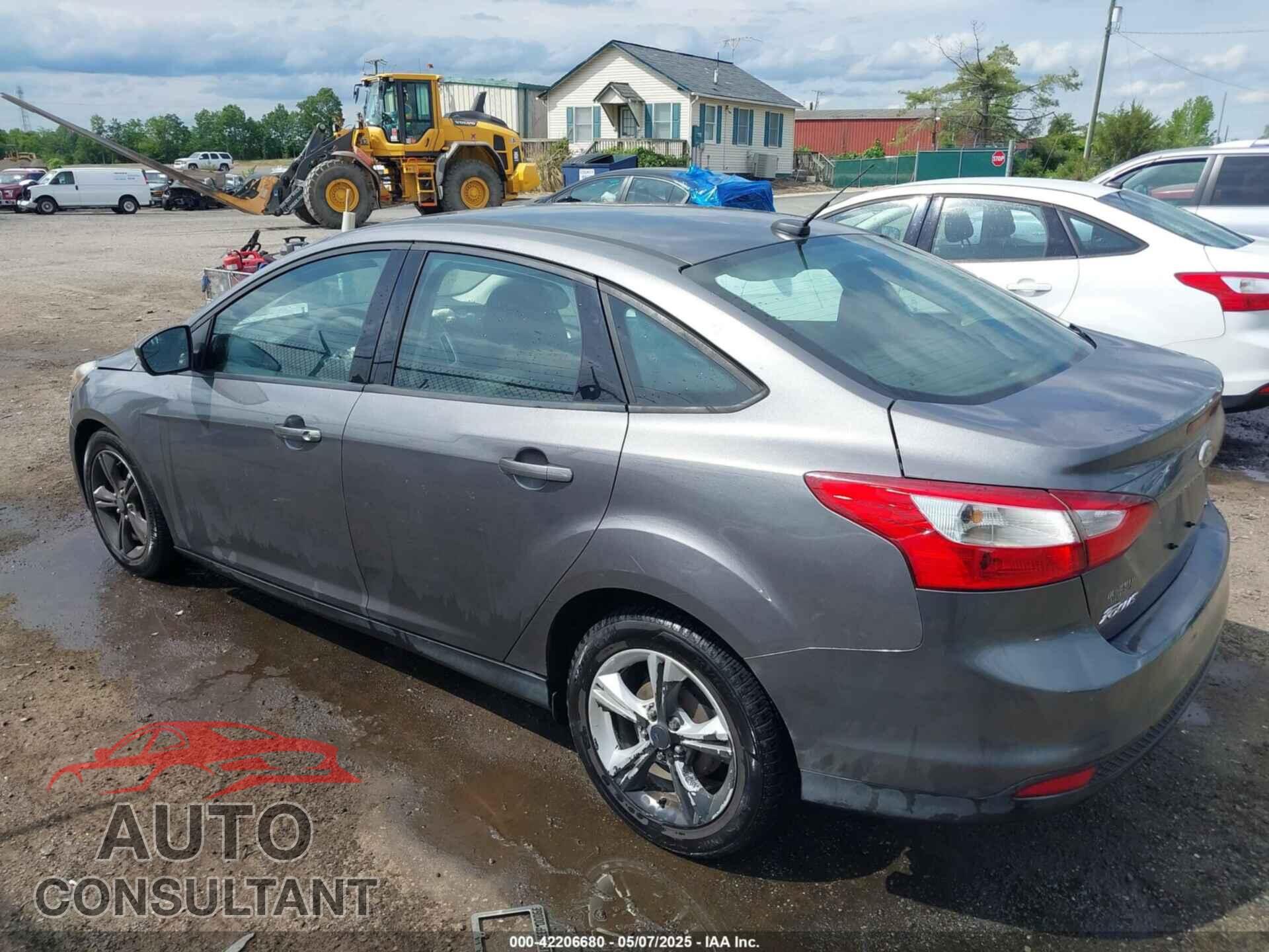 FORD FOCUS 2013 - 1FADP3F24DL104718