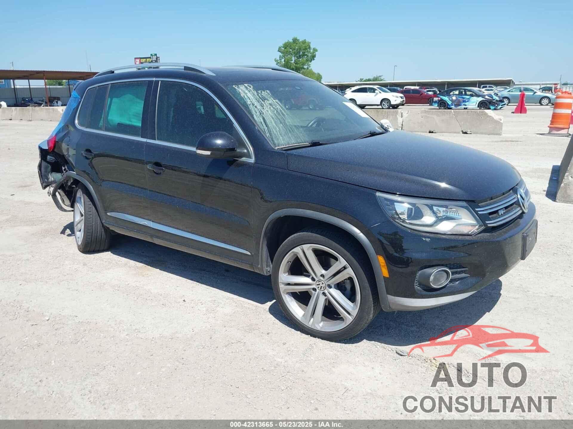VOLKSWAGEN TIGUAN 2014 - WVGAV3AX4EW025339