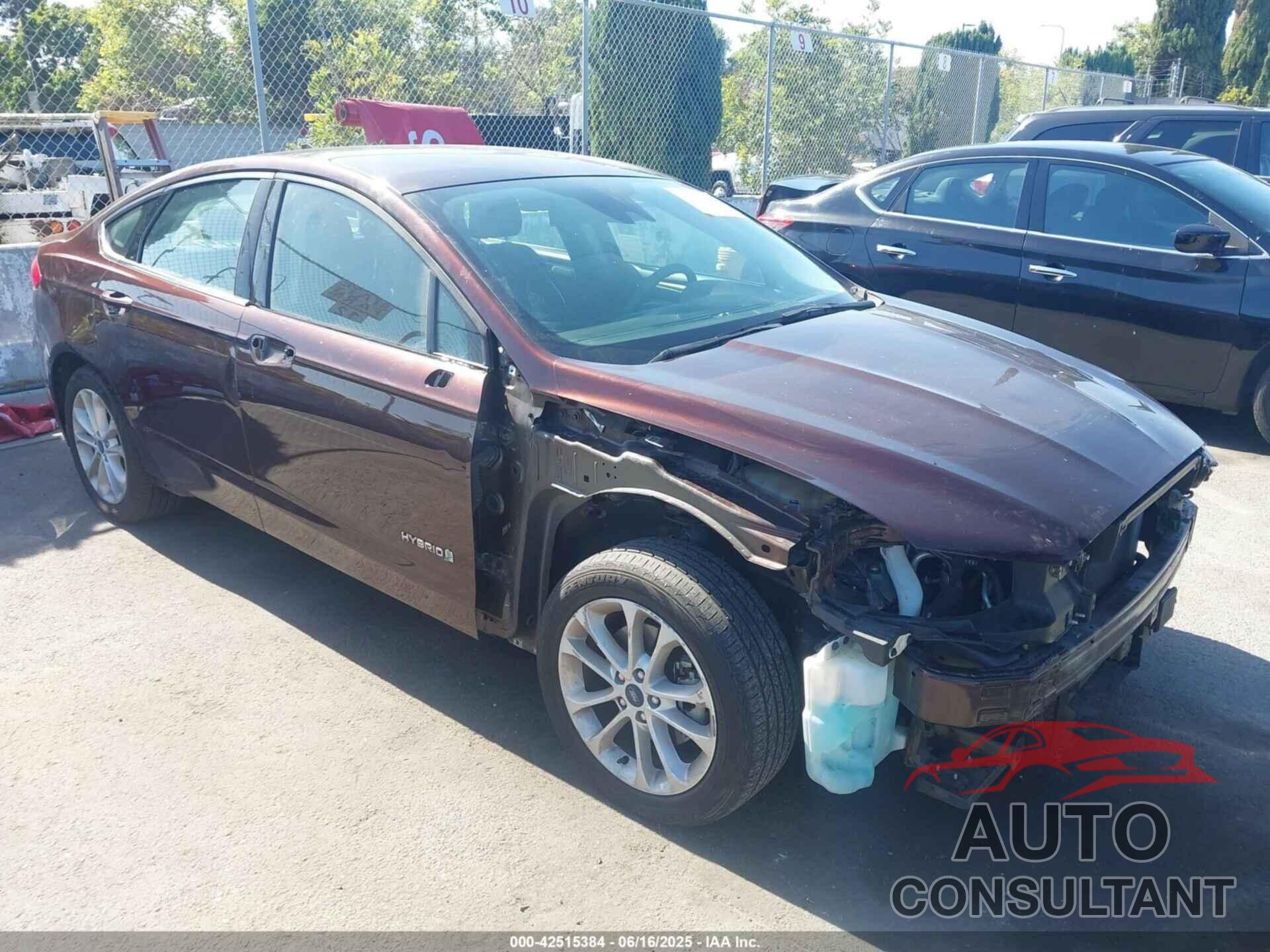 FORD FUSION HYBRID 2019 - 3FA6P0LU2KR200214