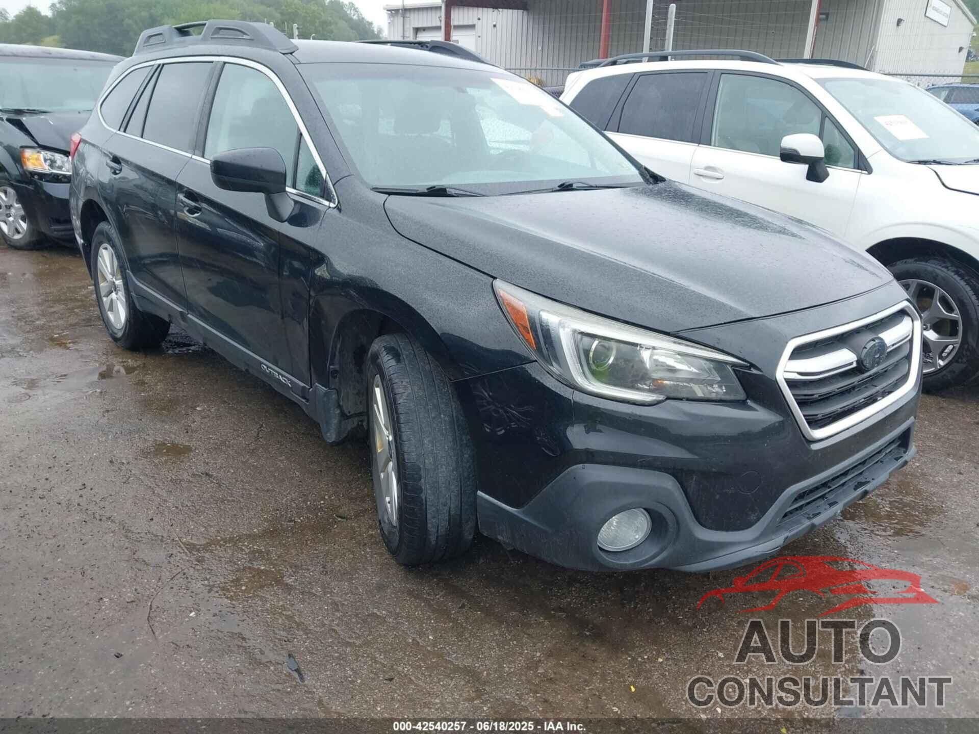 SUBARU OUTBACK 2018 - 4S4BSACC4J3373598