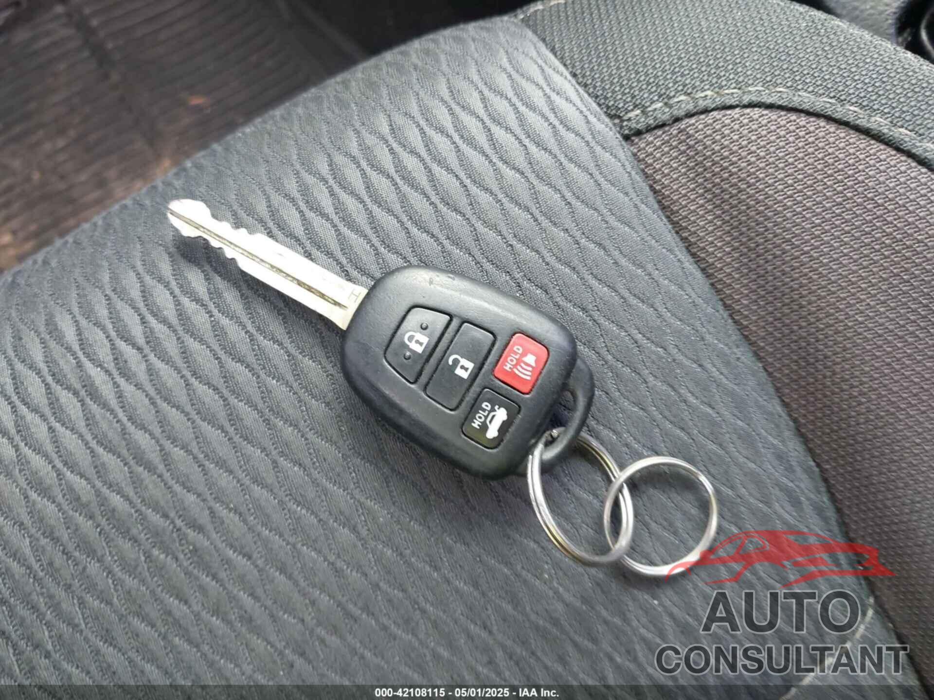 TOYOTA COROLLA 2019 - 5YFBURHE9KP886488