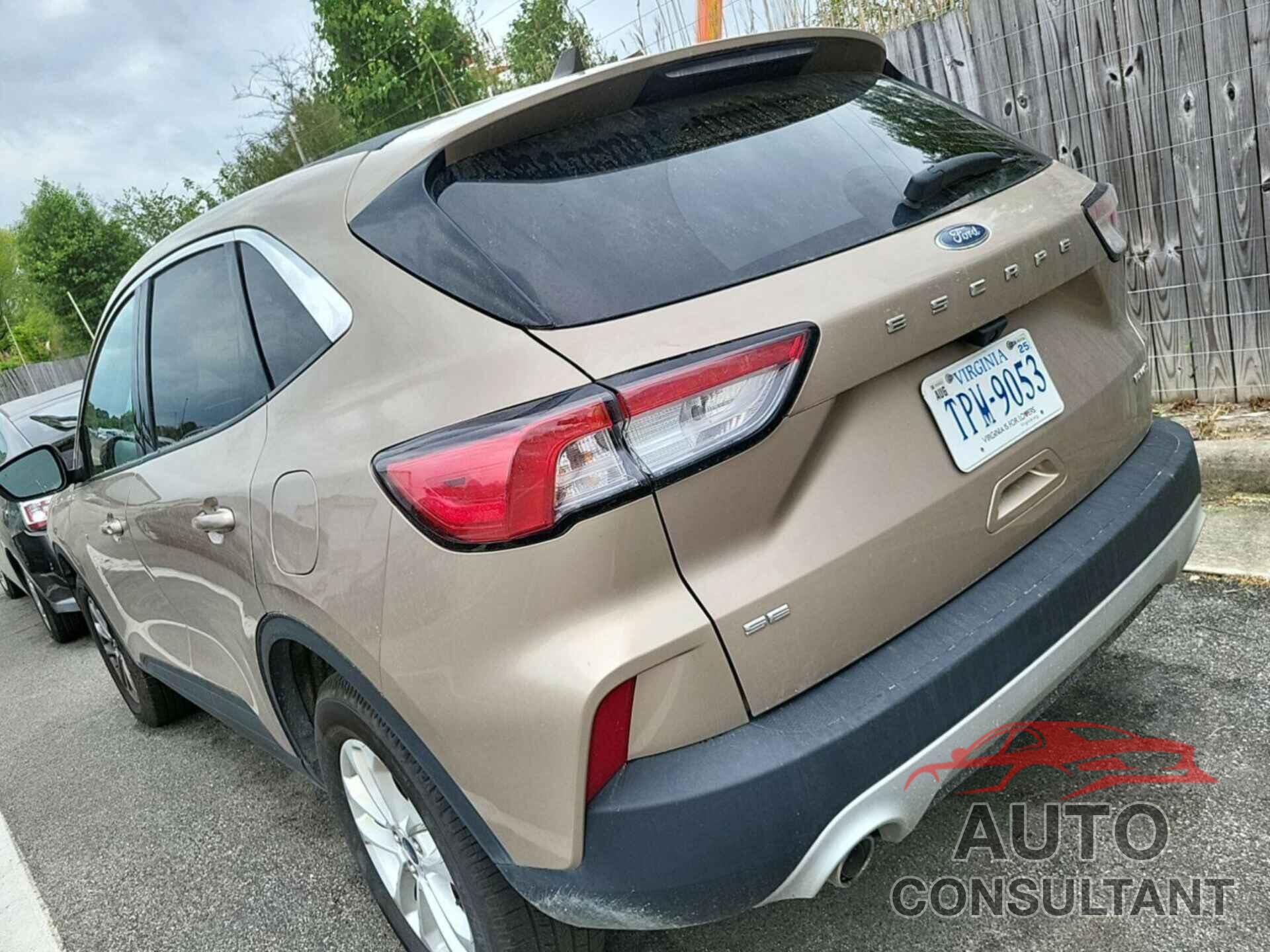 FORD ESCAPE 2021 - 1FMCU9G61MUA69077