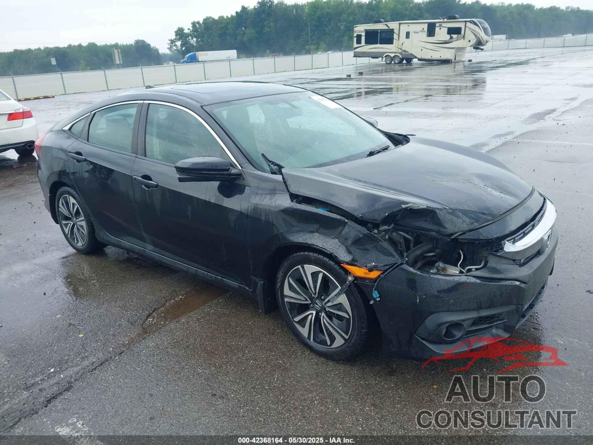 HONDA CIVIC 2017 - 19XFC1F77HE003105