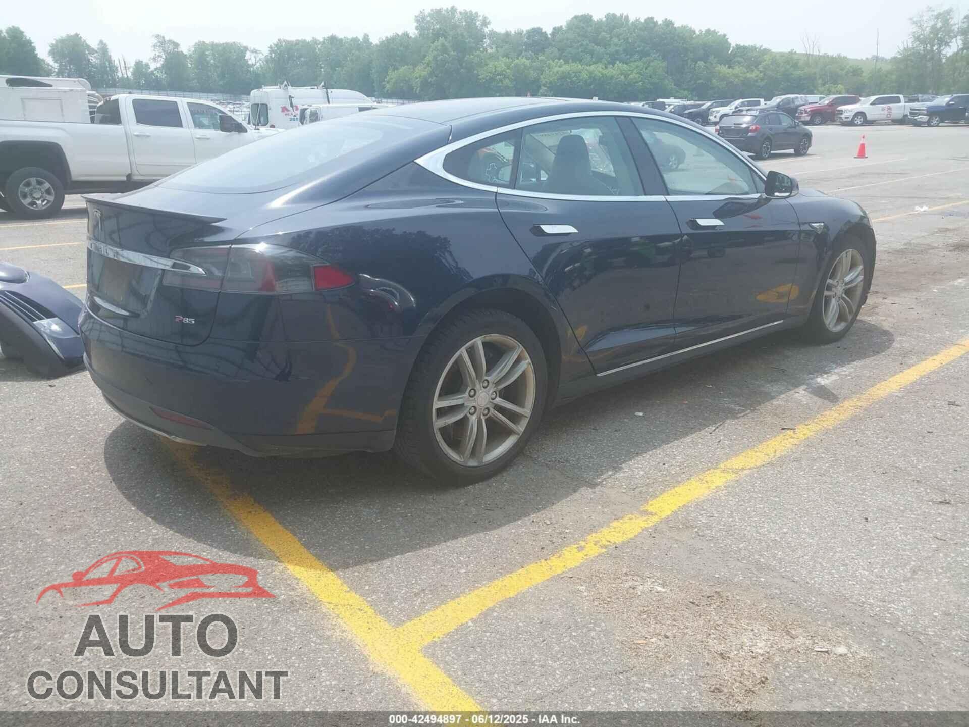 TESLA MODEL S 2013 - 5YJSA1CP1DFP21827
