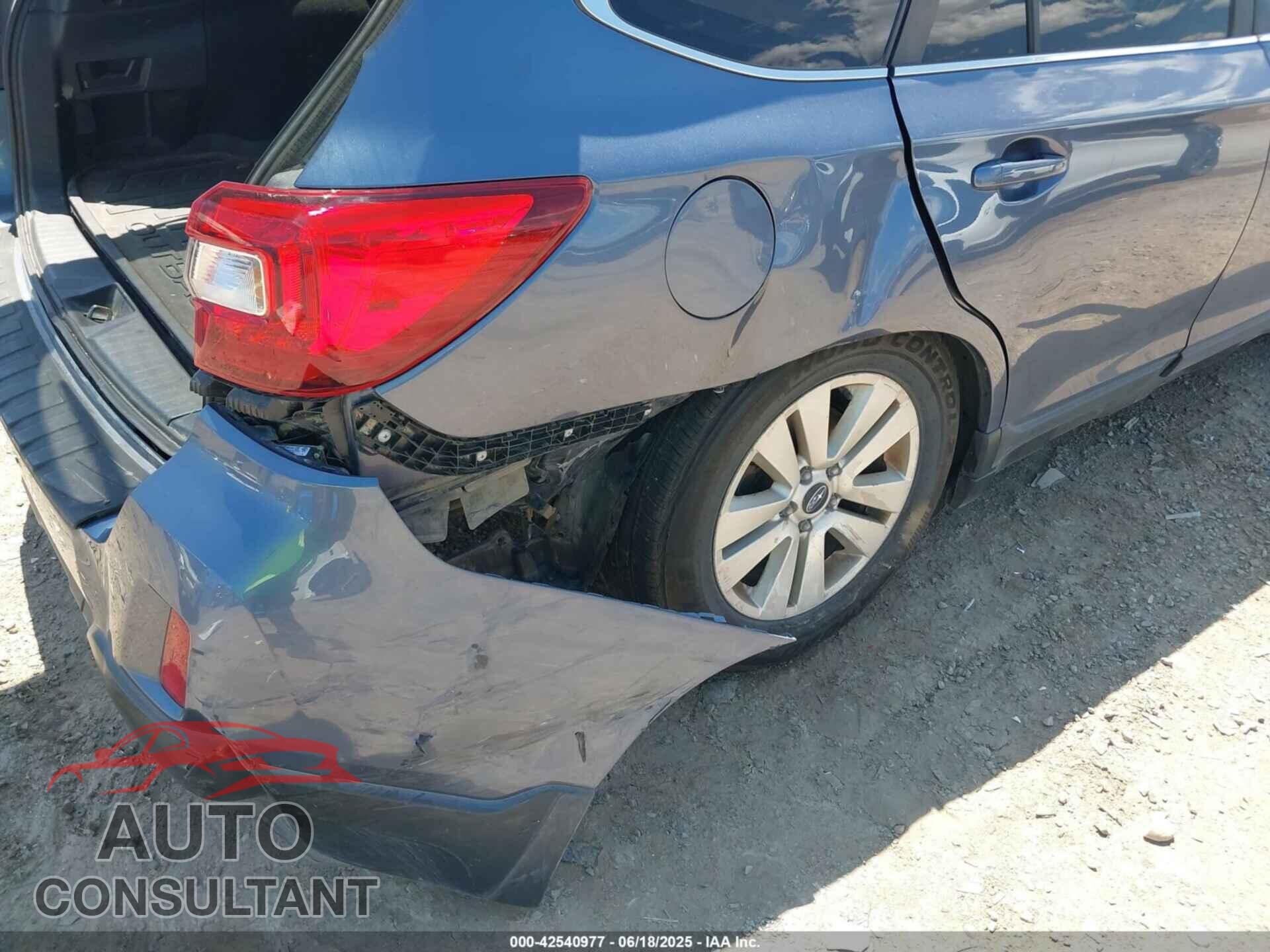 SUBARU OUTBACK 2015 - 4S4BSBFC9F3326740