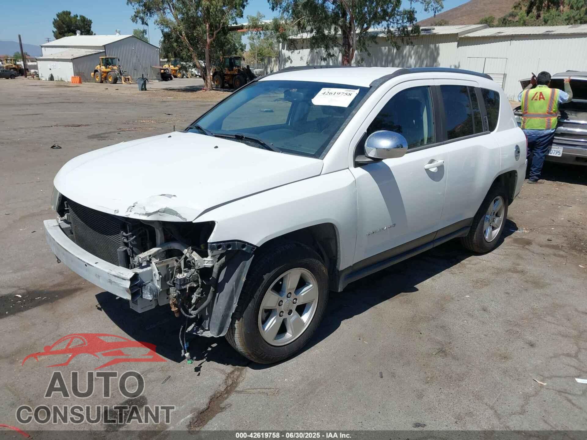 JEEP COMPASS 2014 - 1C4NJCBA1ED696684