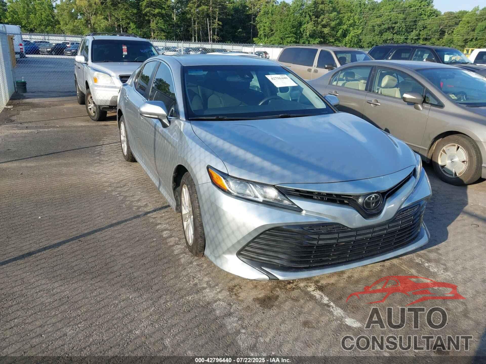TOYOTA CAMRY 2018 - 4T1B11HK8JU111533