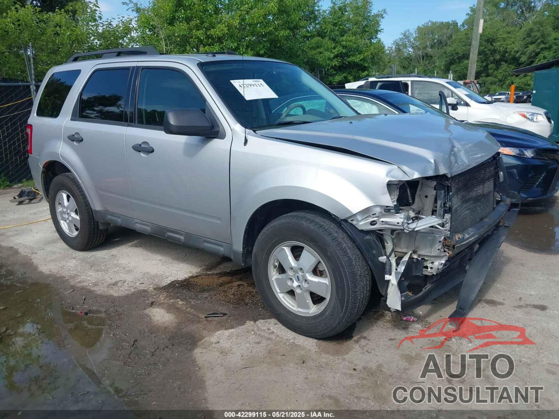 FORD ESCAPE 2009 - 1FMCU93GX9KB79403