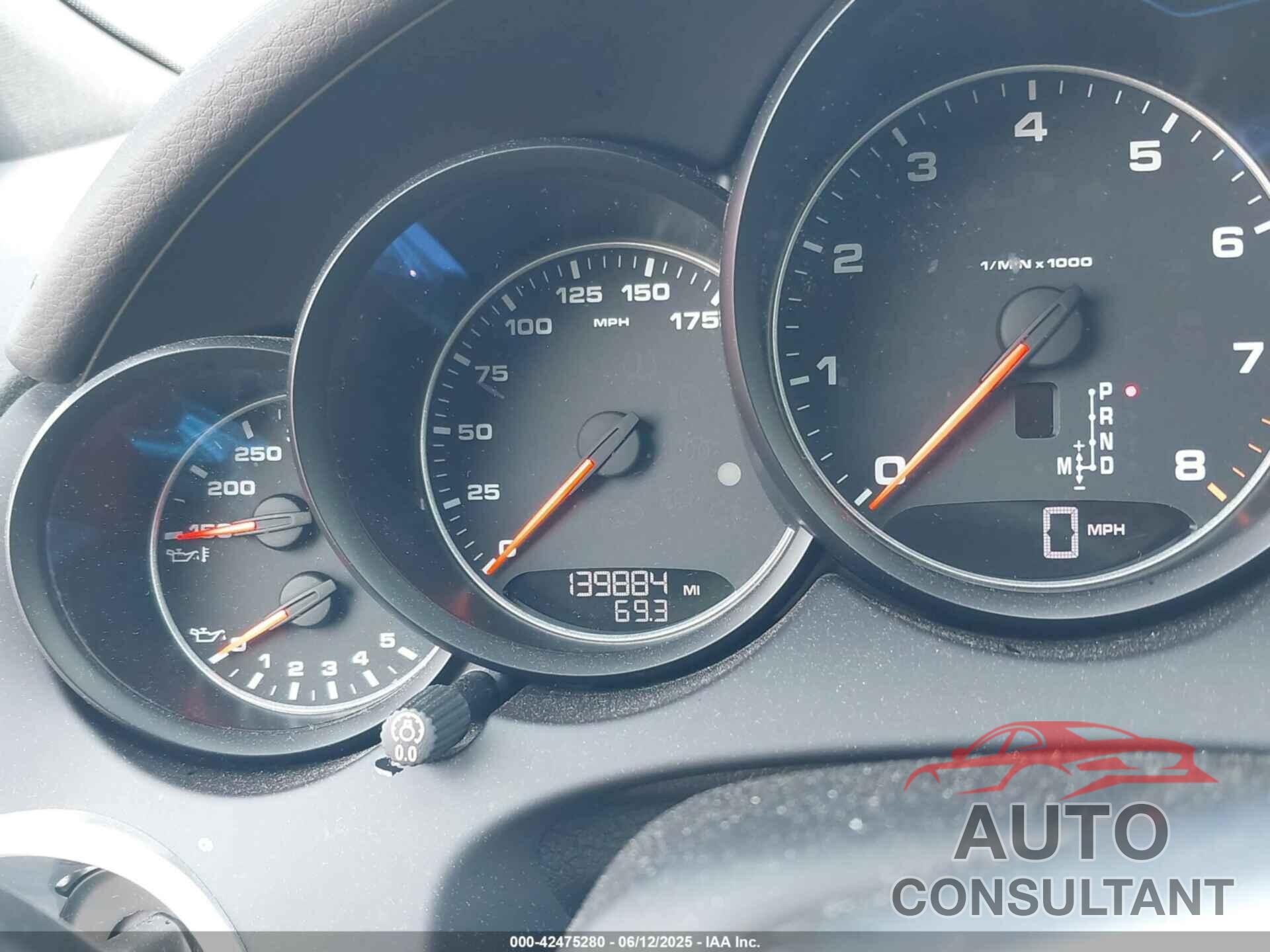 PORSCHE CAYENNE 2018 - WP1AA2A24JKA07227