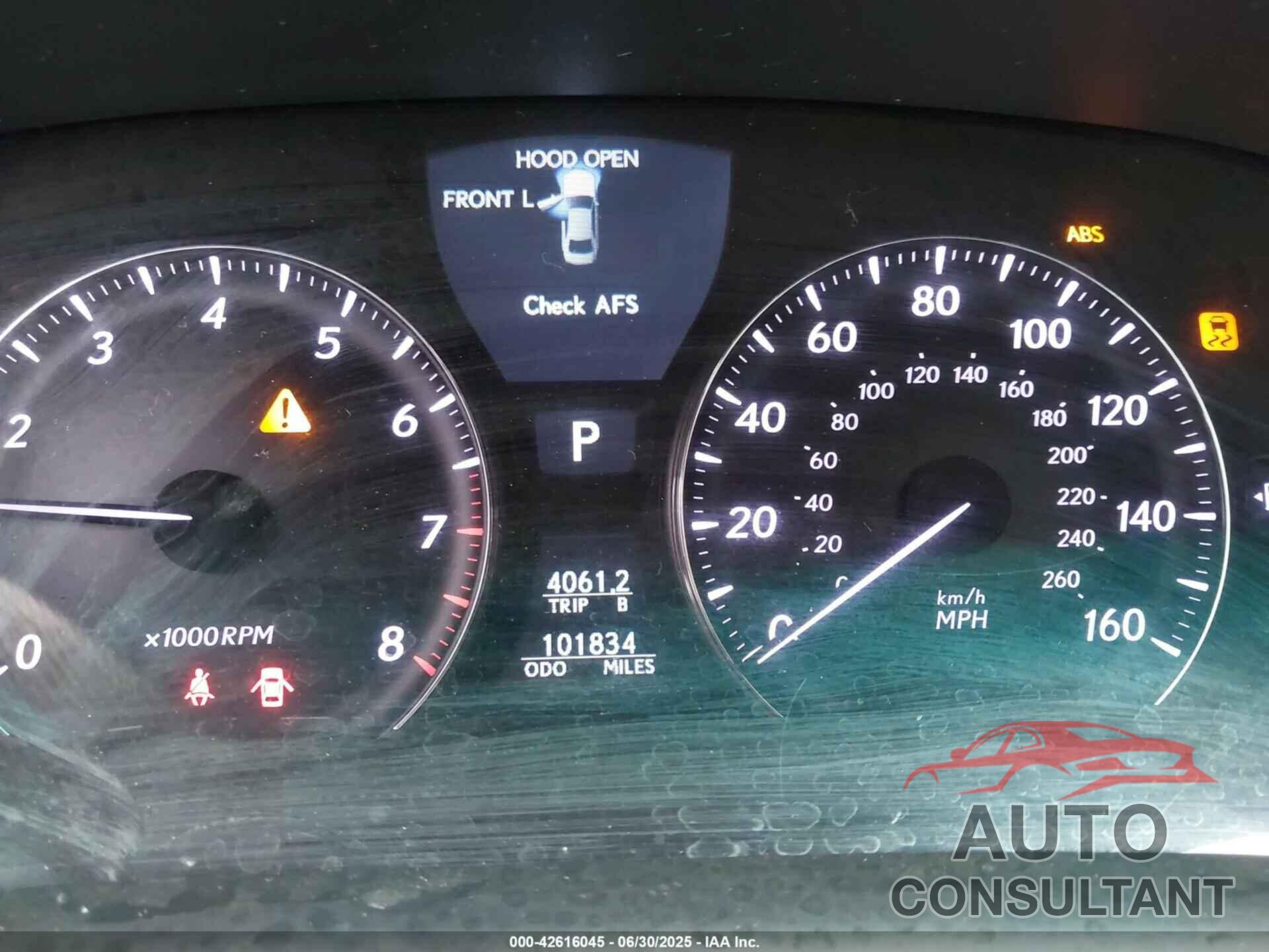 LEXUS LS 460 2010 - JTHCL5EF5A5005714