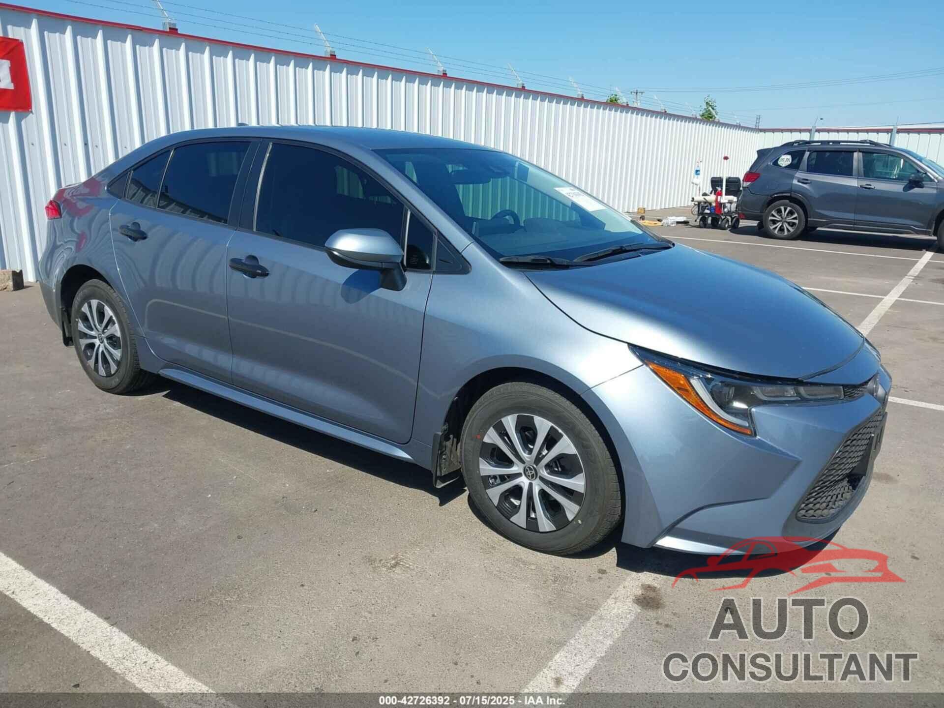 TOYOTA COROLLA 2022 - JTDEAMDE6NJ057496